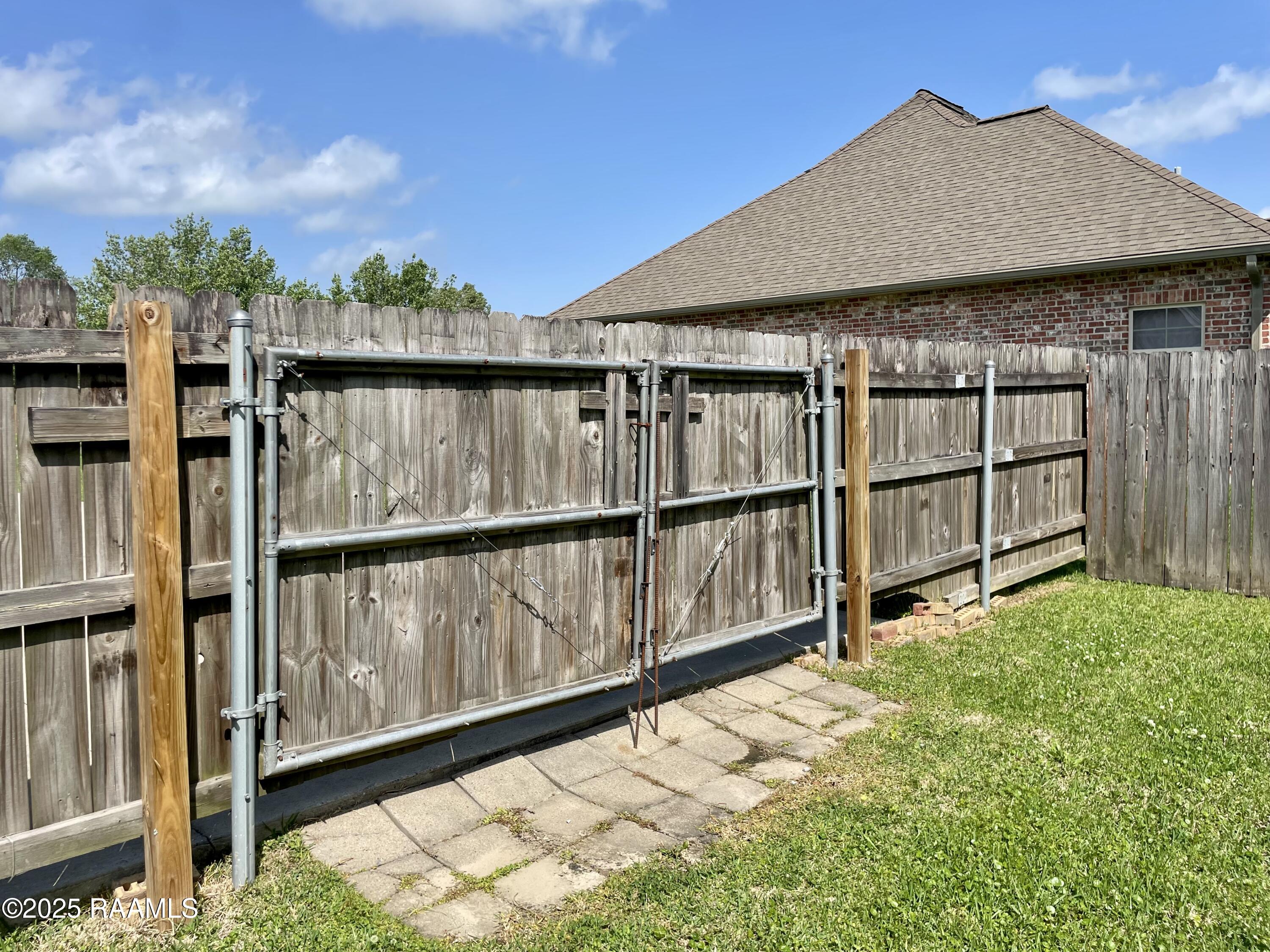 152 Rue Savanna