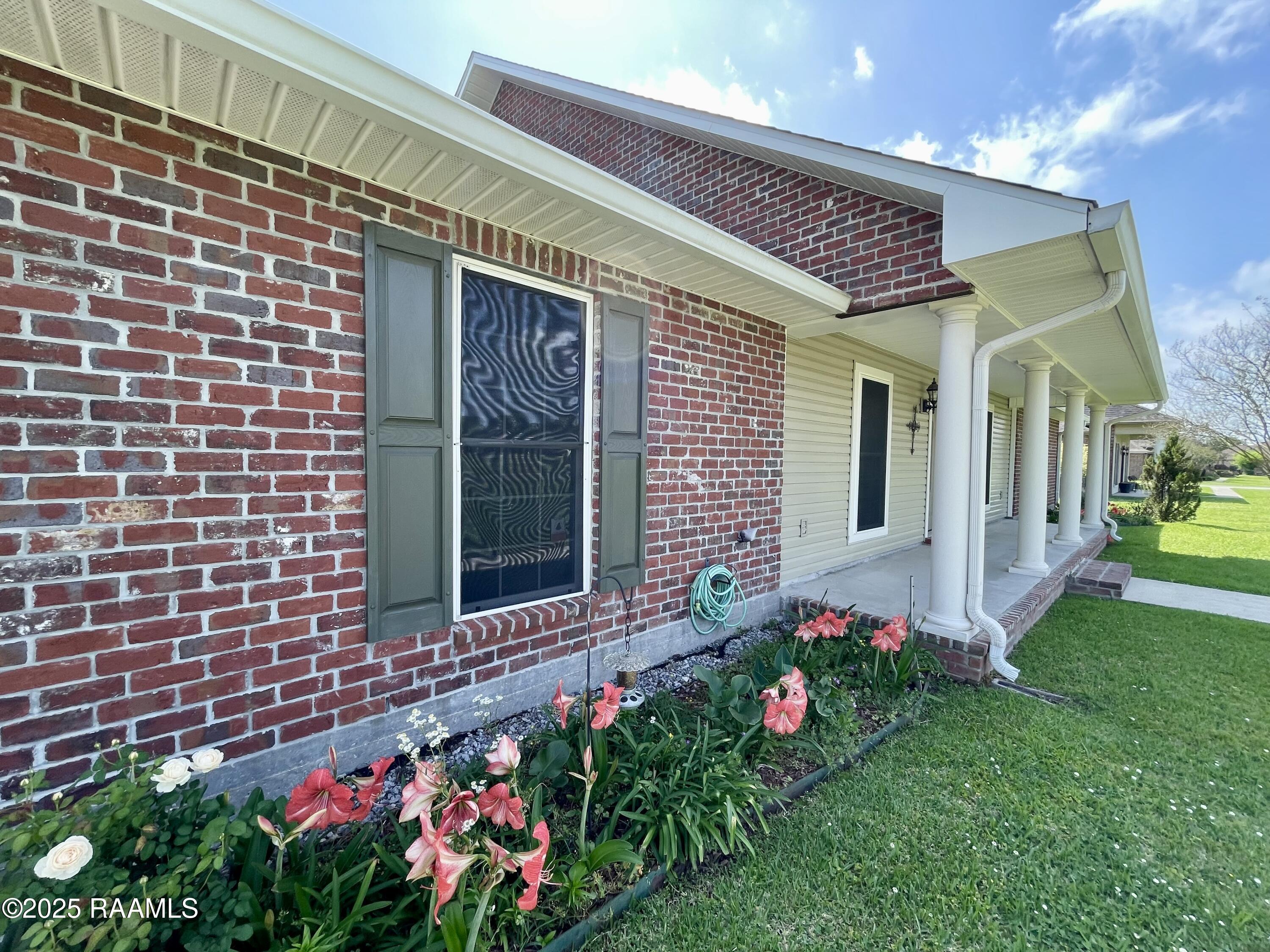 152 Rue Savanna