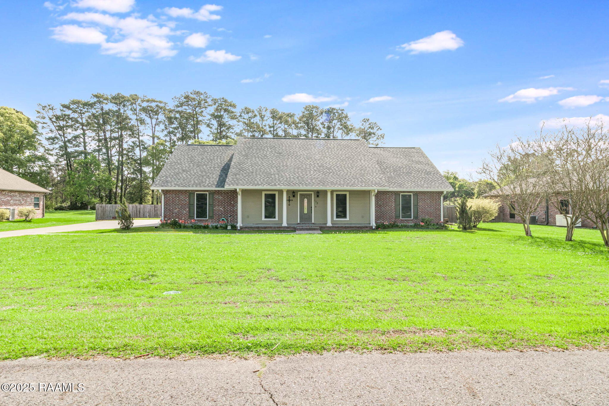 152 Rue Savanna