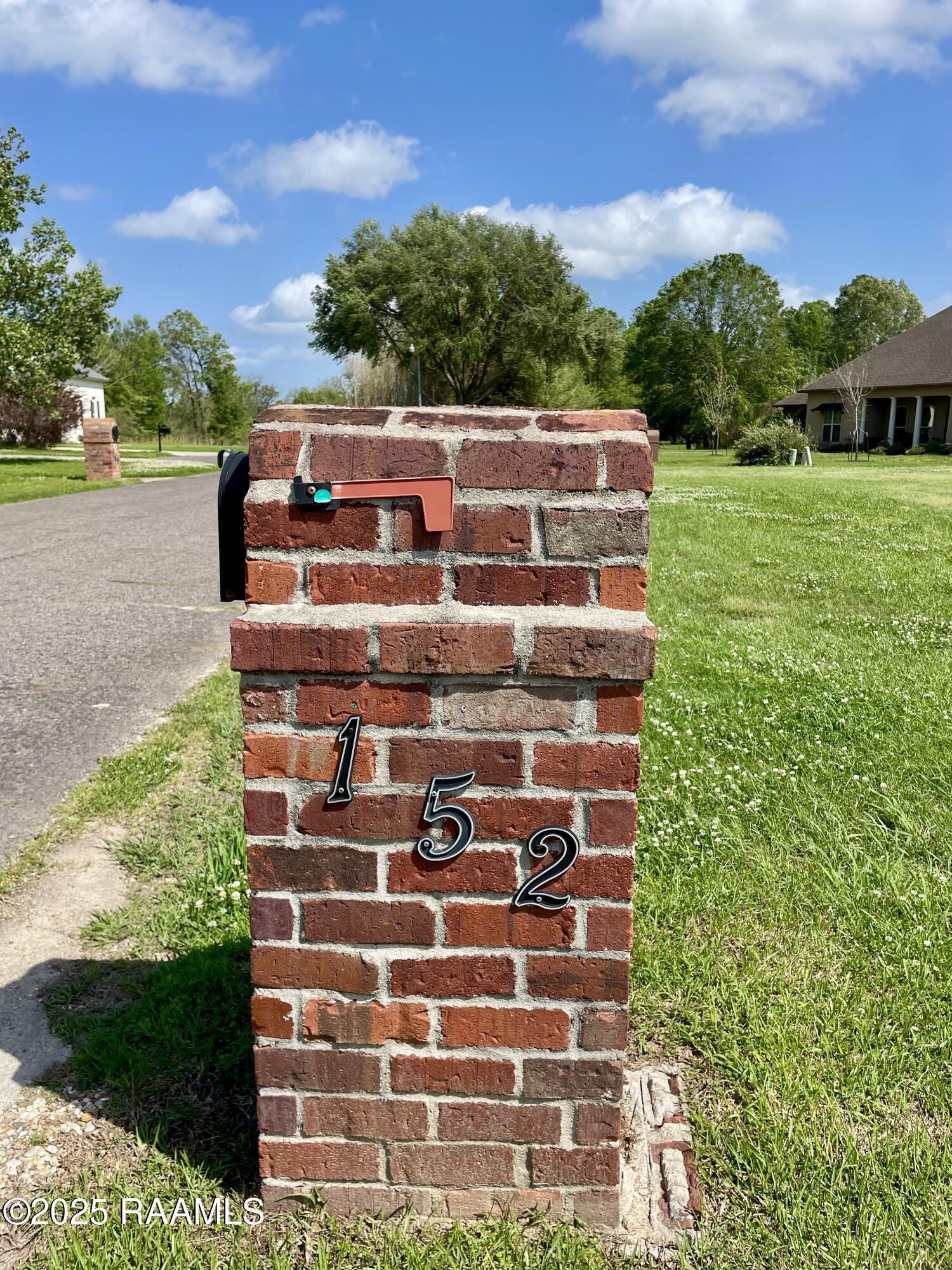 152 Rue Savanna