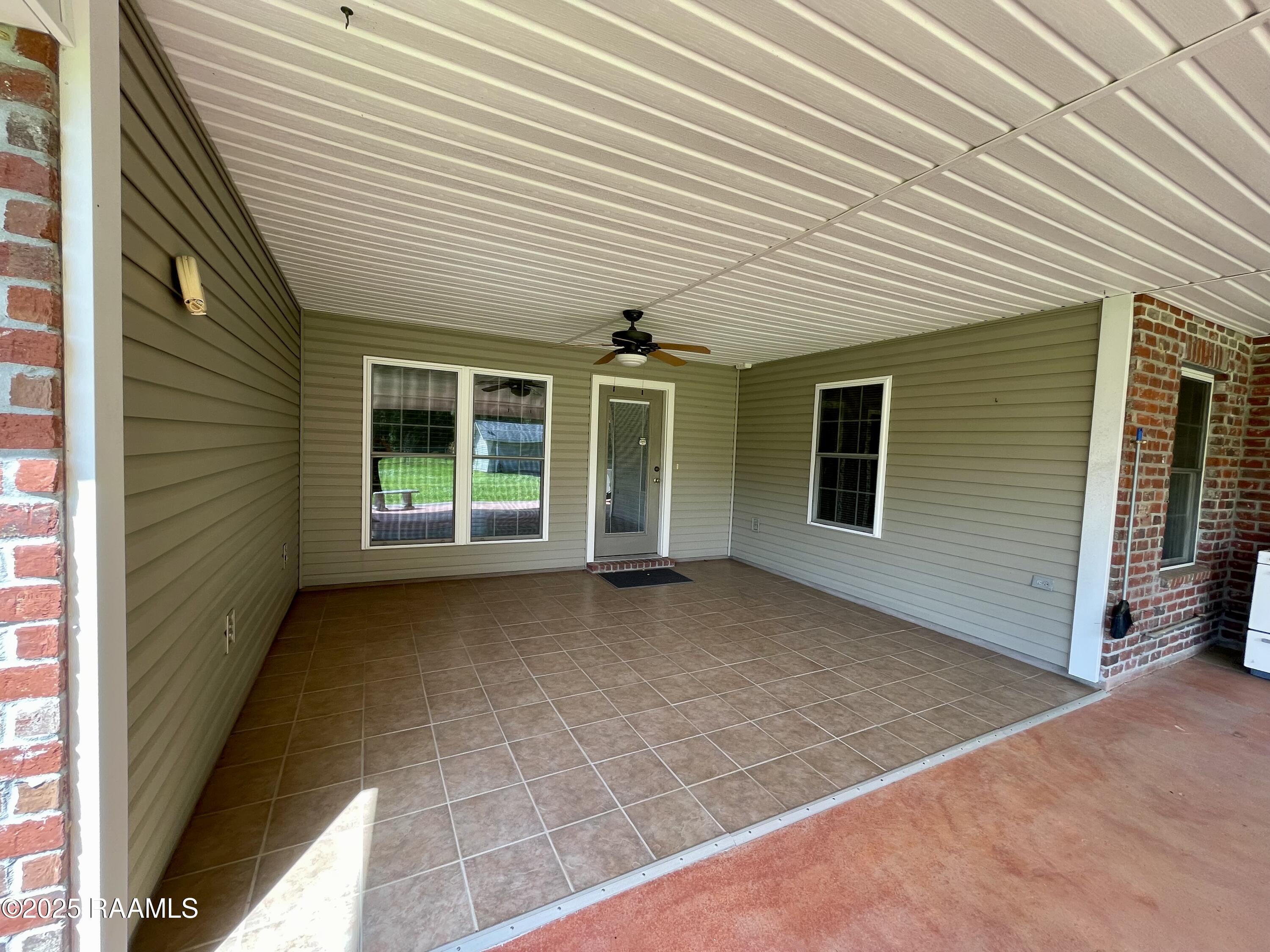 152 Rue Savanna