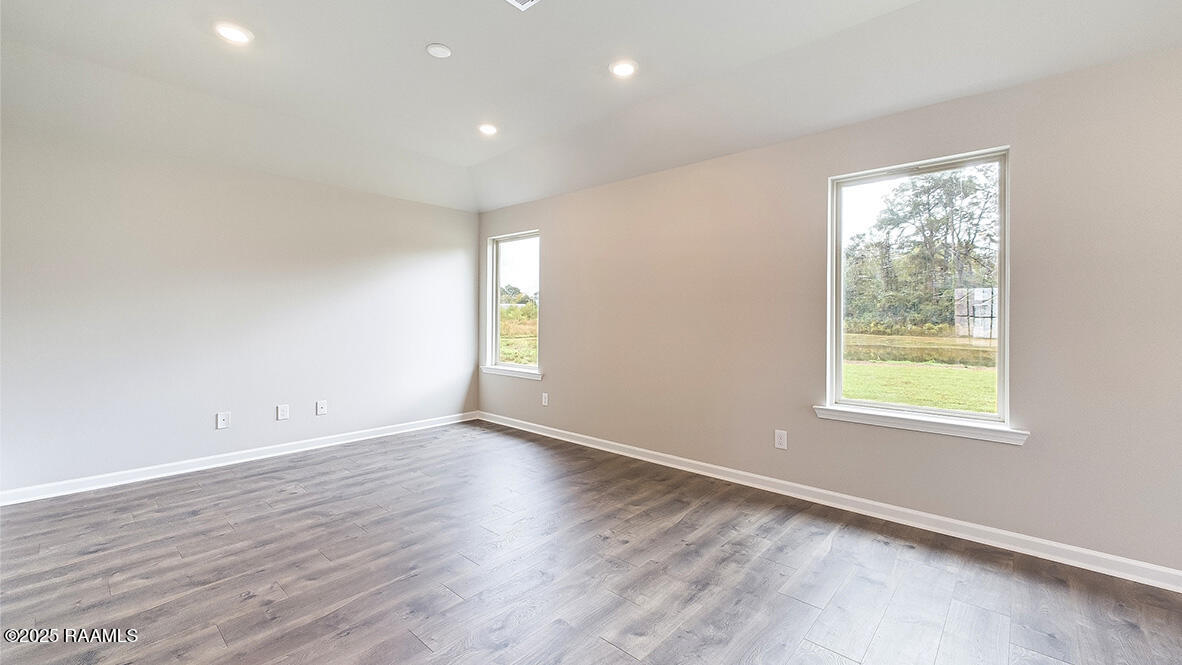 185 Stable Drive