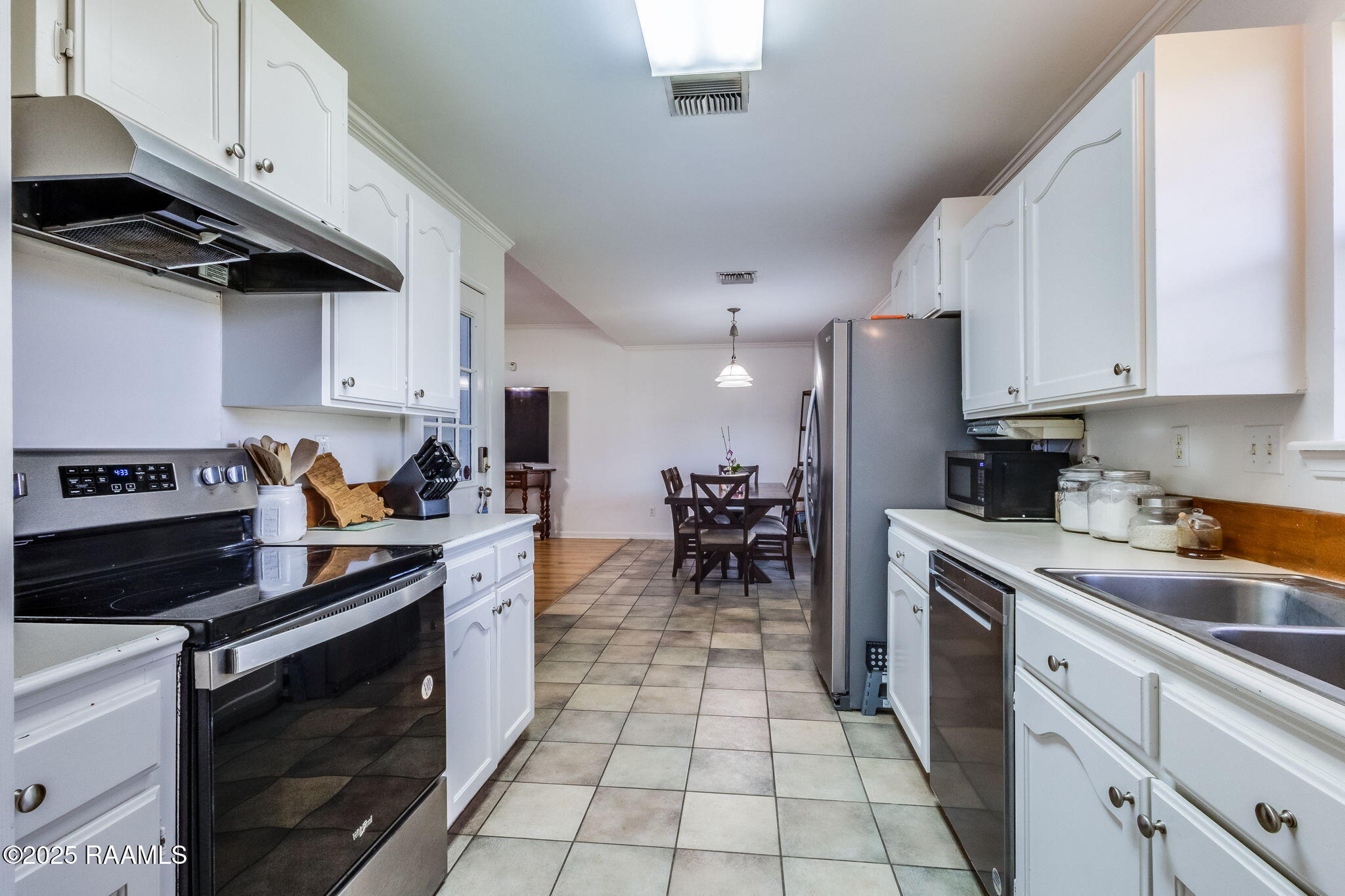 215 Royalton Parkway