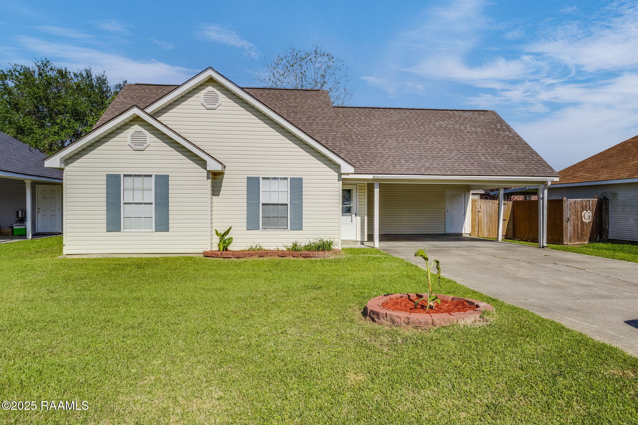 215 Royalton Parkway