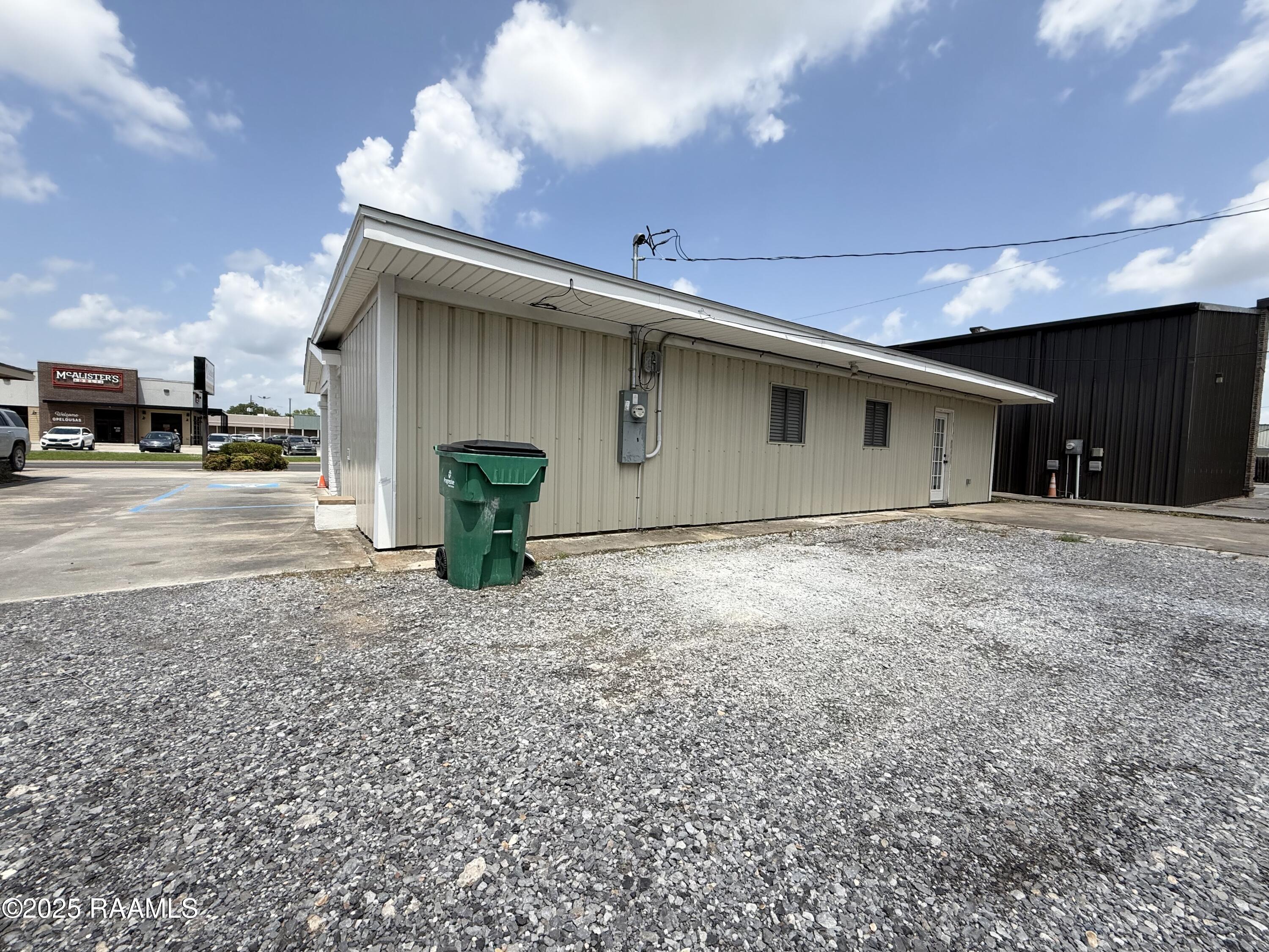 628 Creswell Lane