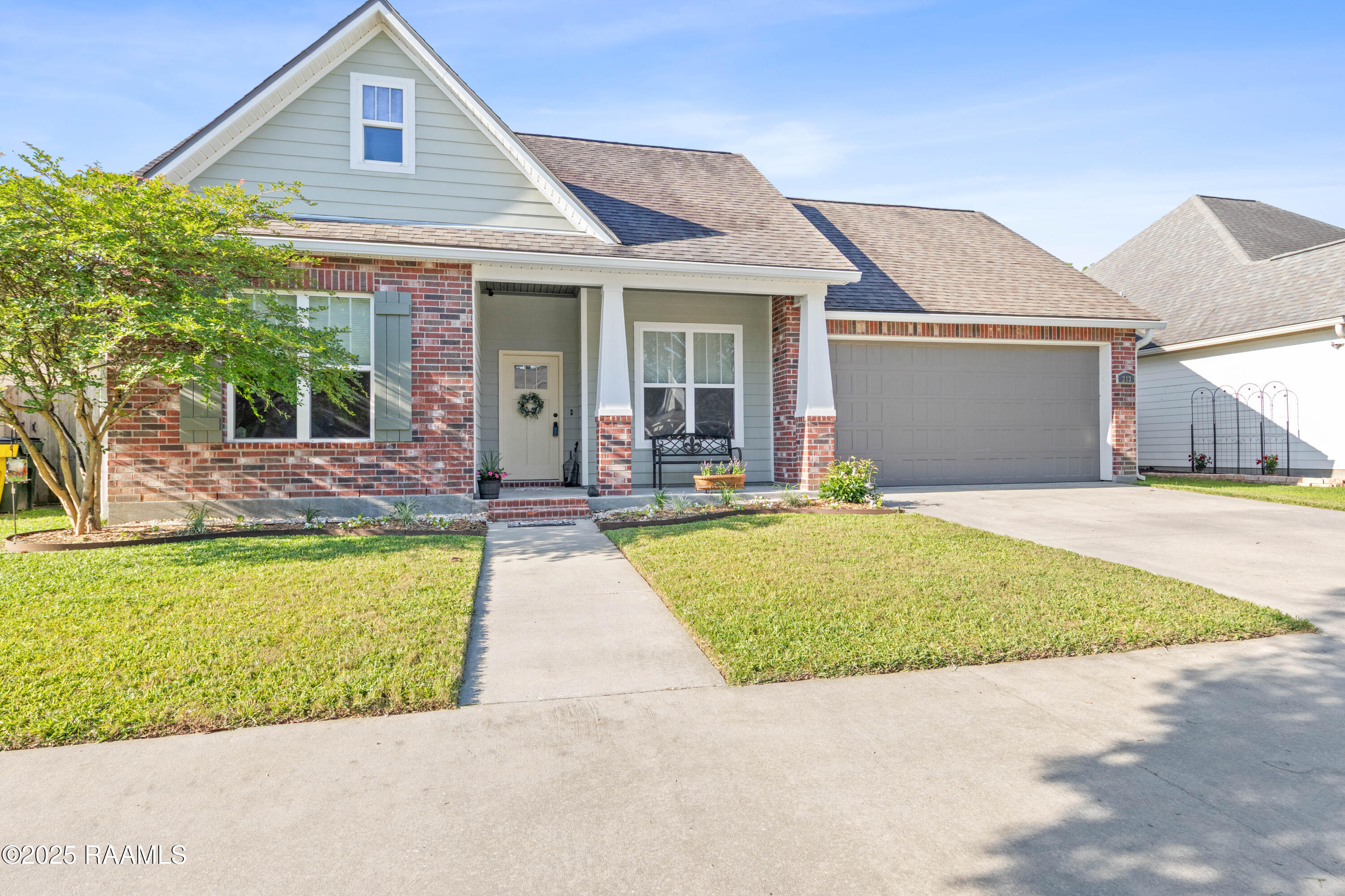 213 Oak Path Drive