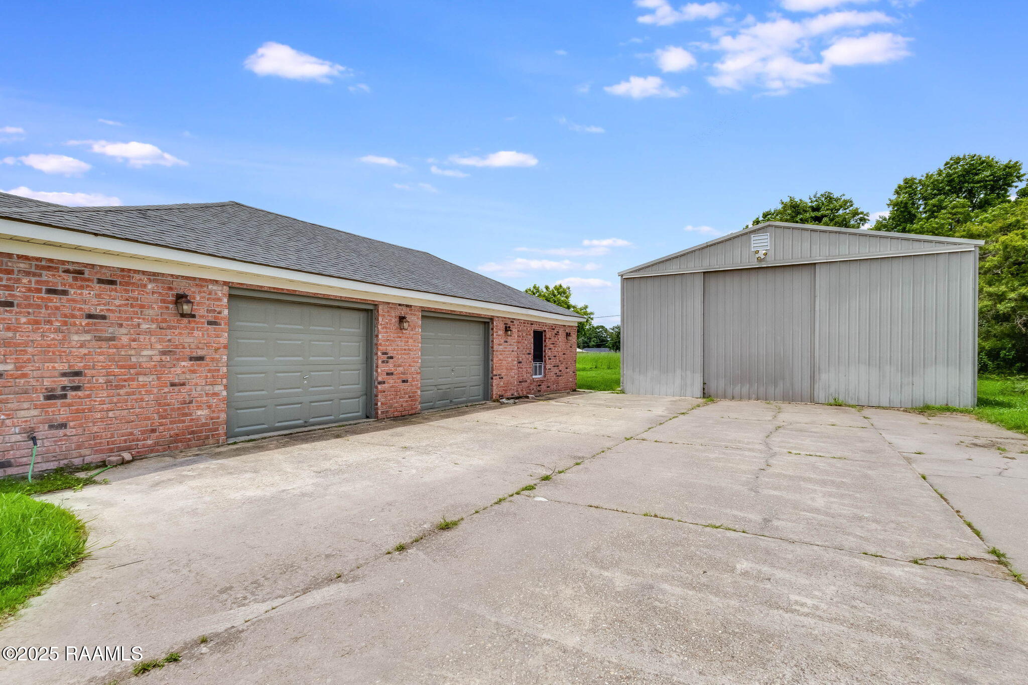 421 Plantation Road
