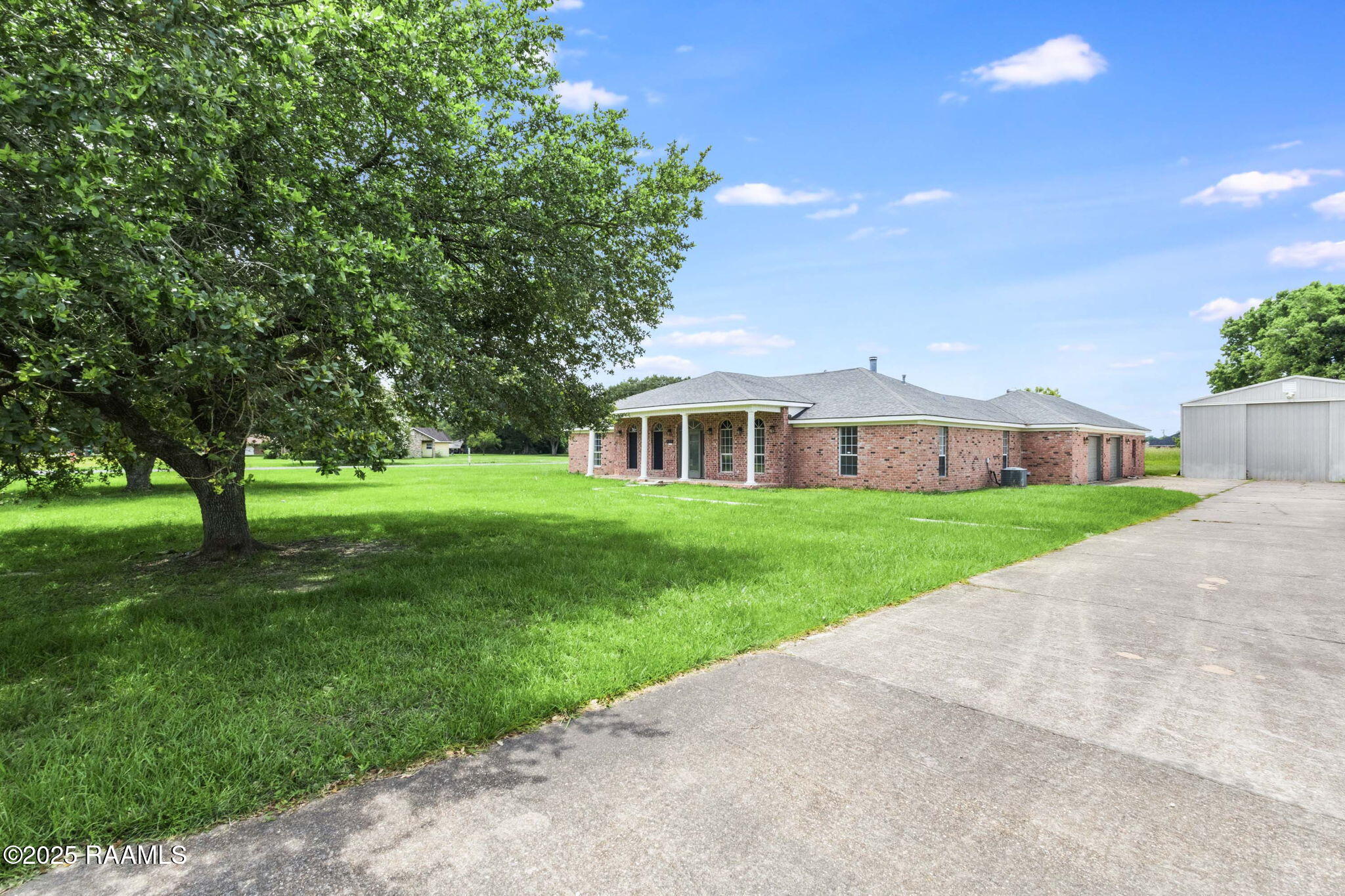 421 Plantation Road
