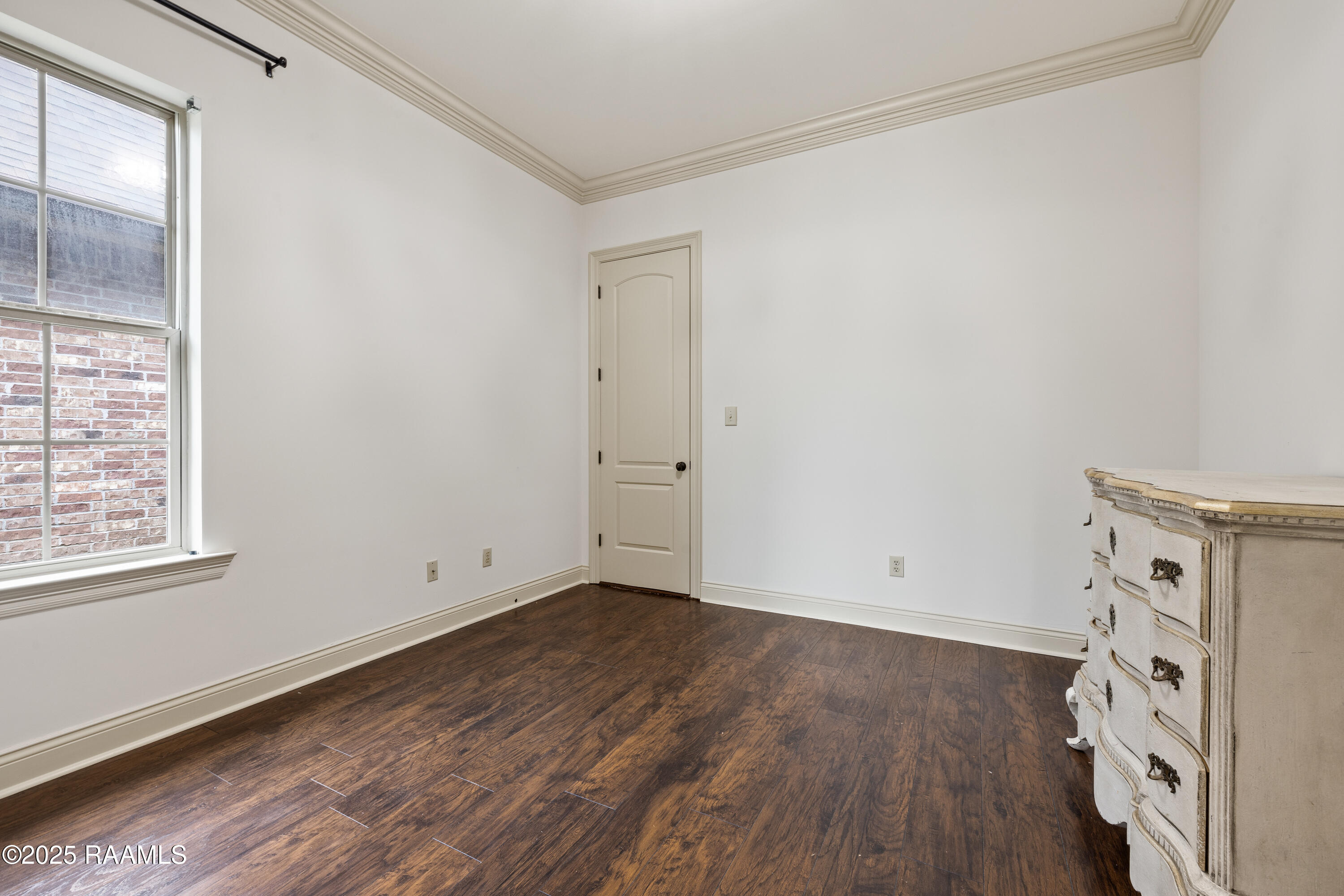 400 Dunnottar Place