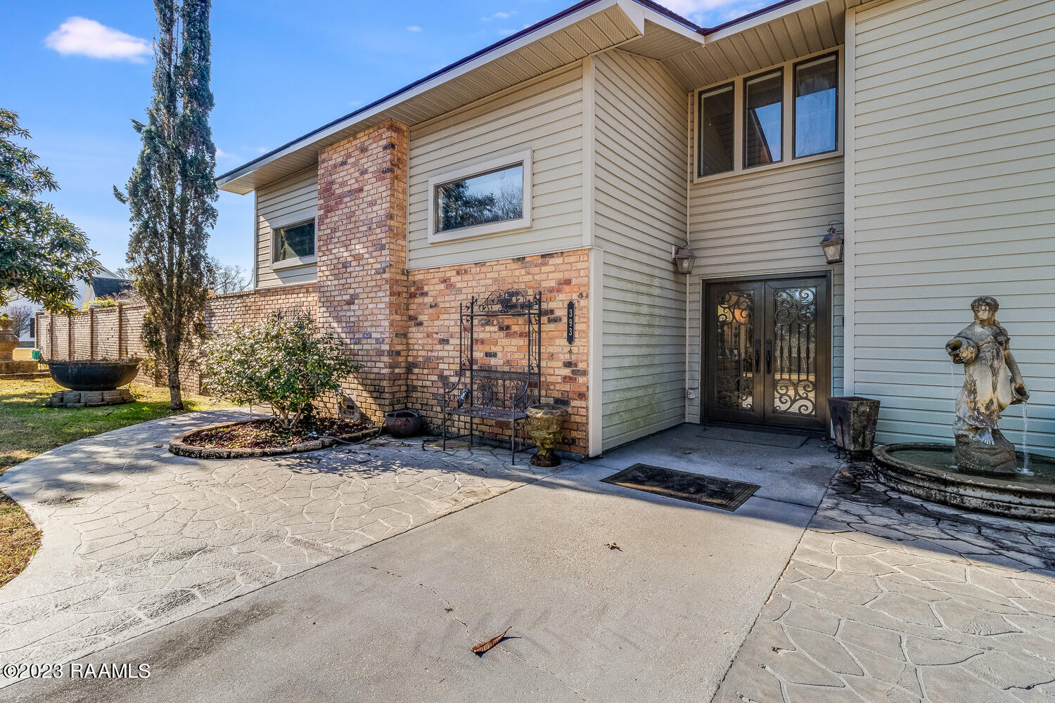 393 Fort Hamilton Drive