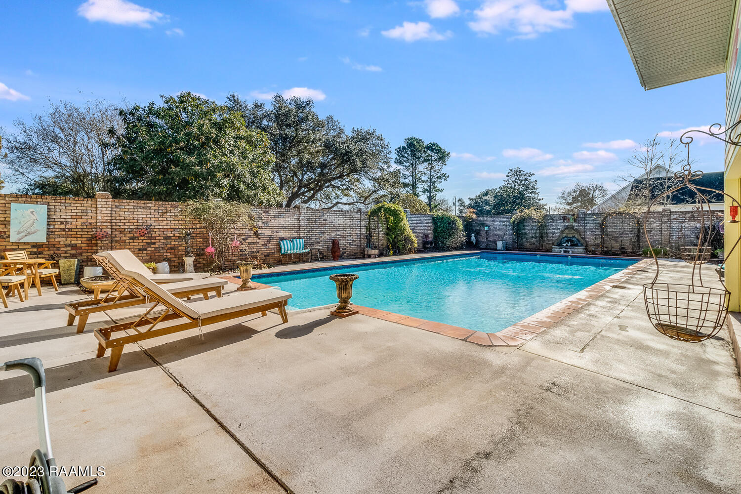 393 Fort Hamilton Drive