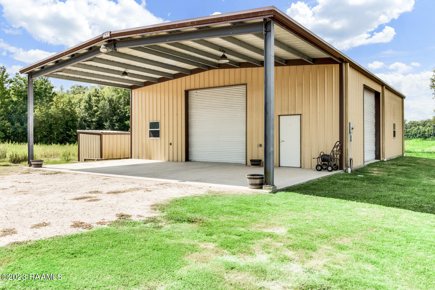 4411 Hwy 359