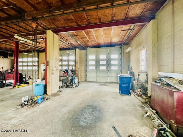 823 W Vine Street