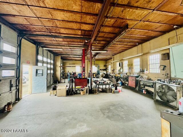 823 W Vine Street