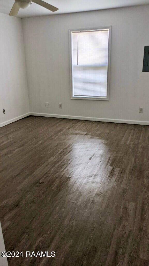 608 W Cherry Street