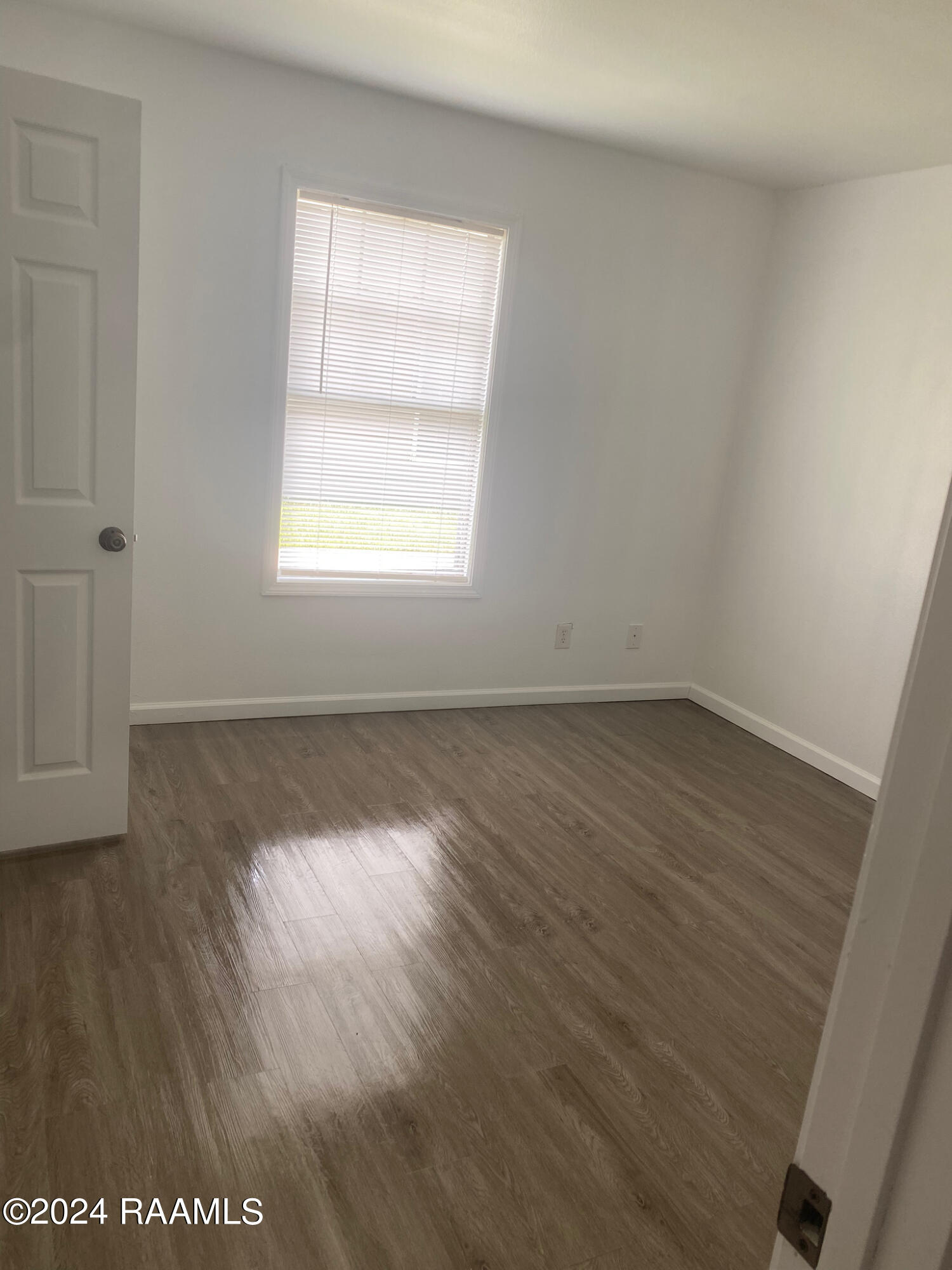 608 W Cherry Street