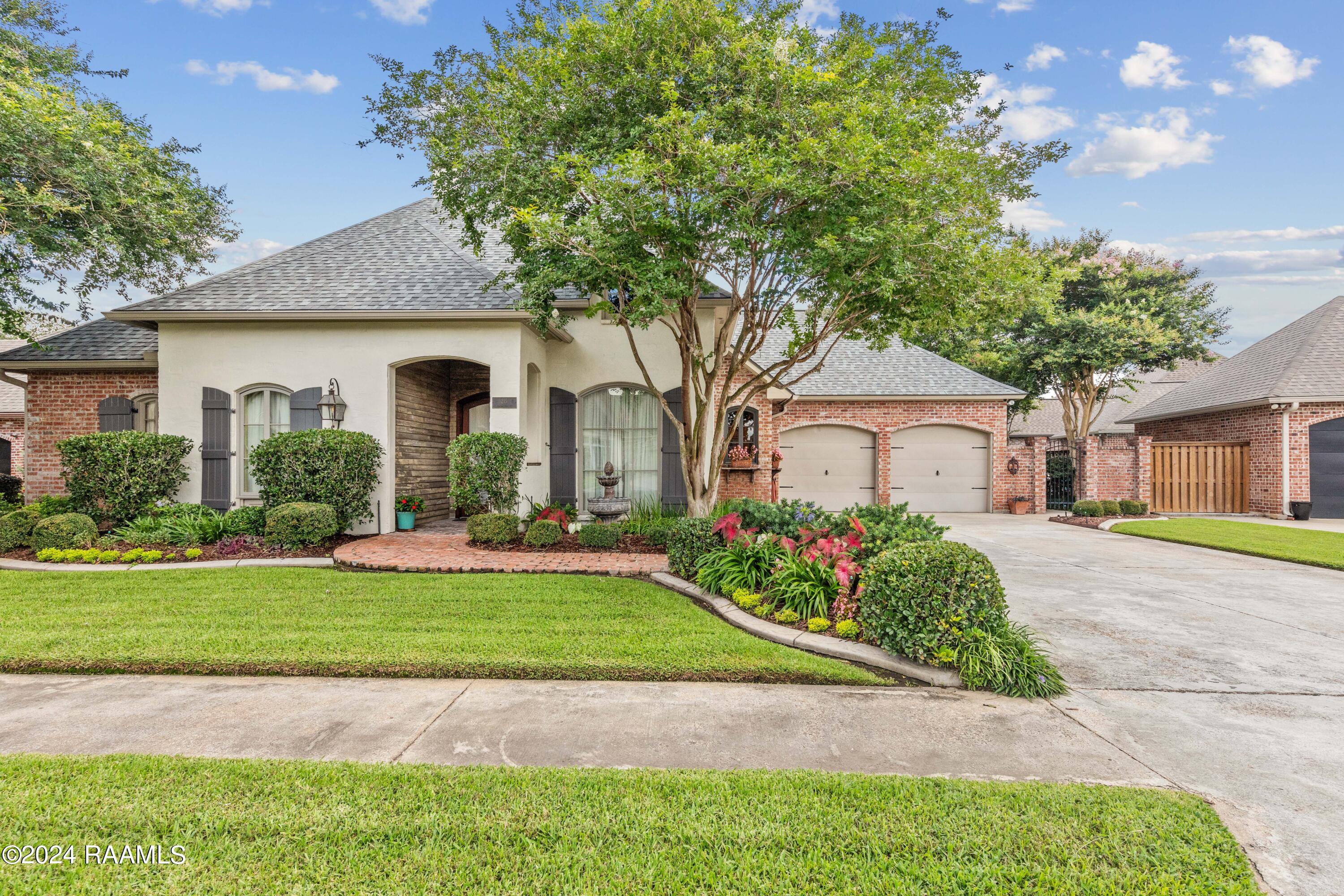 215 Brahmwell Court