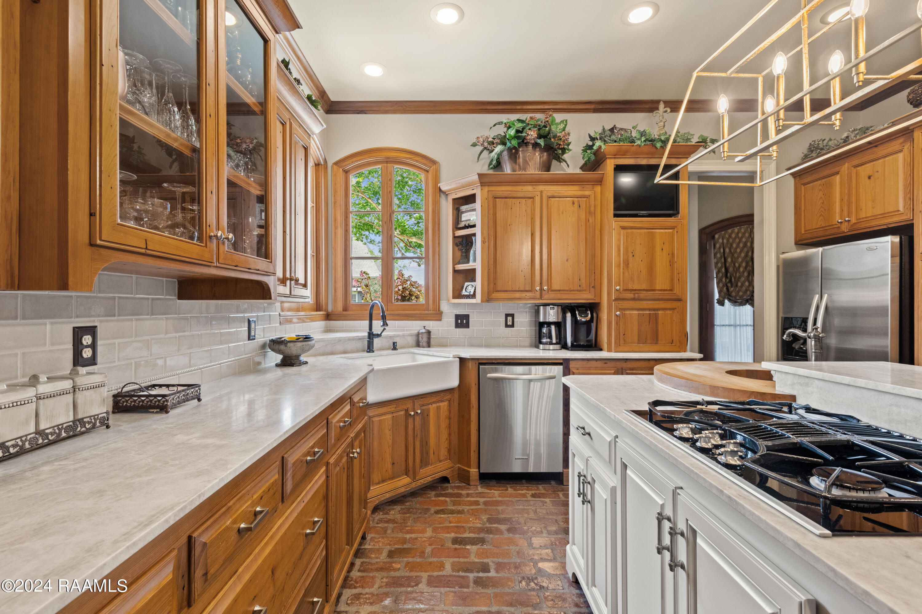 215 Brahmwell Court