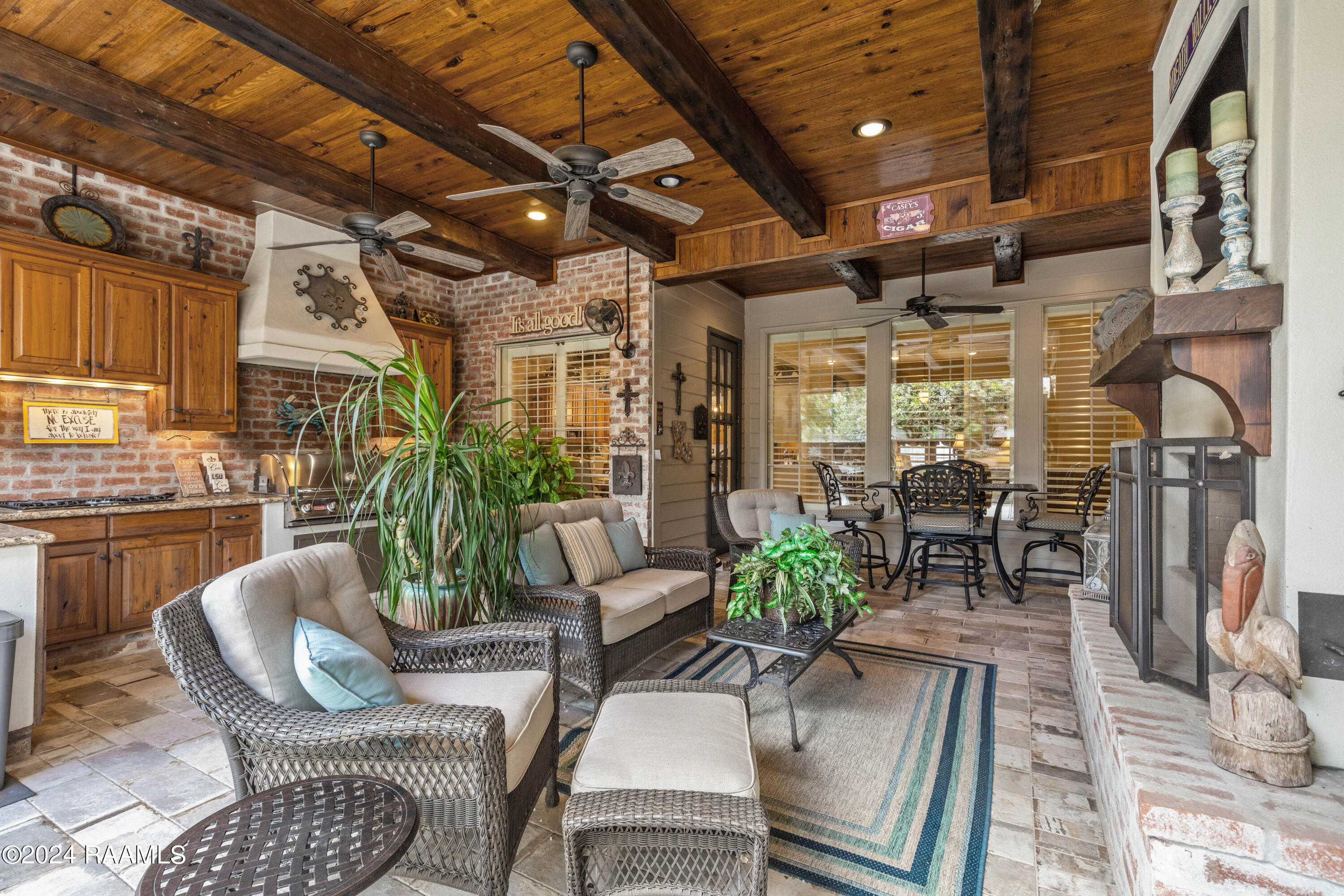 215 Brahmwell Court