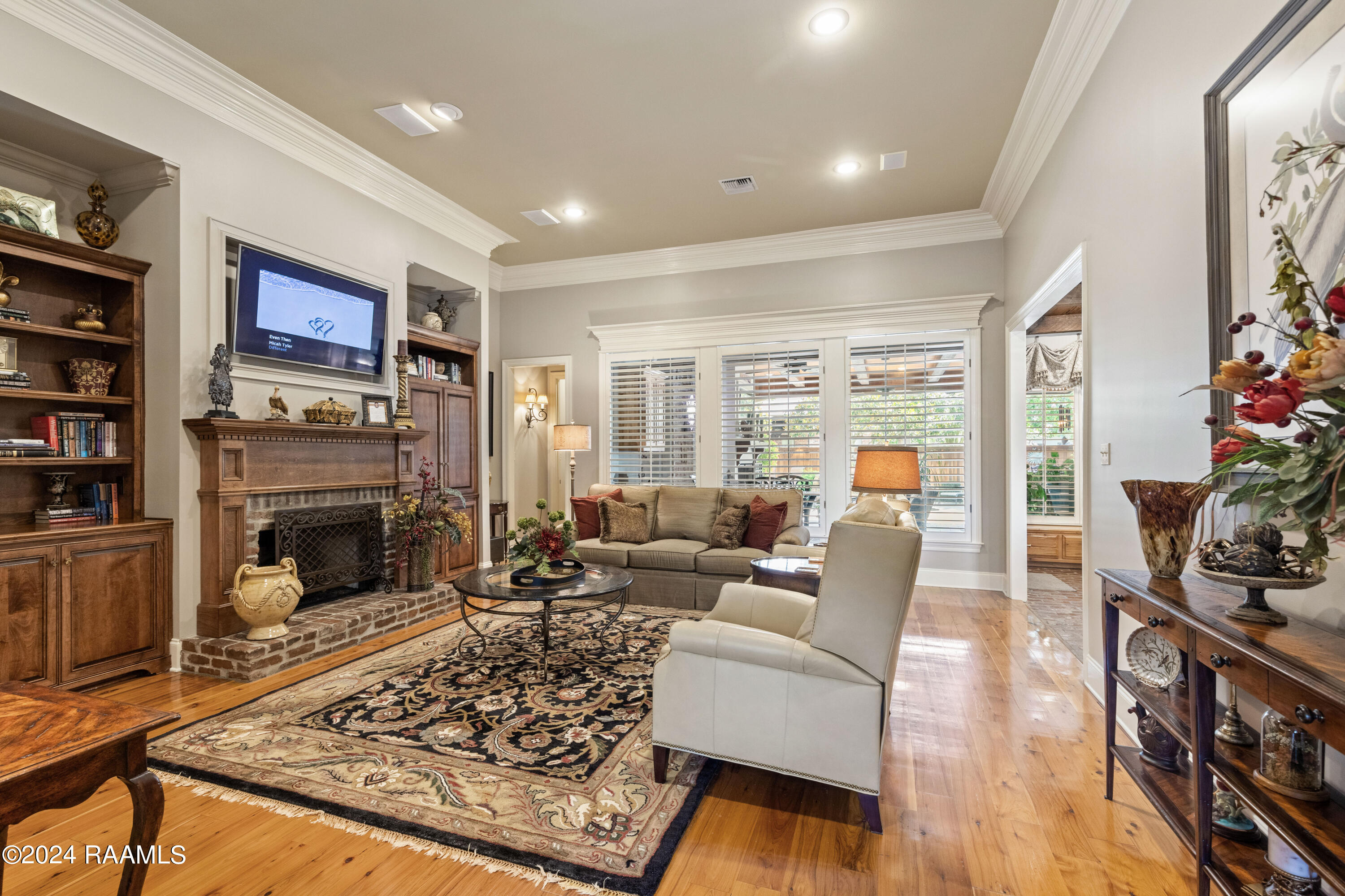 215 Brahmwell Court