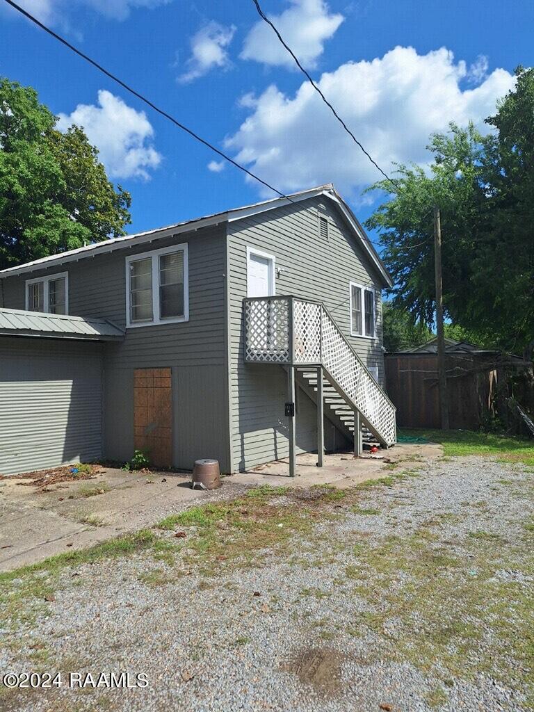 1225 W South Street