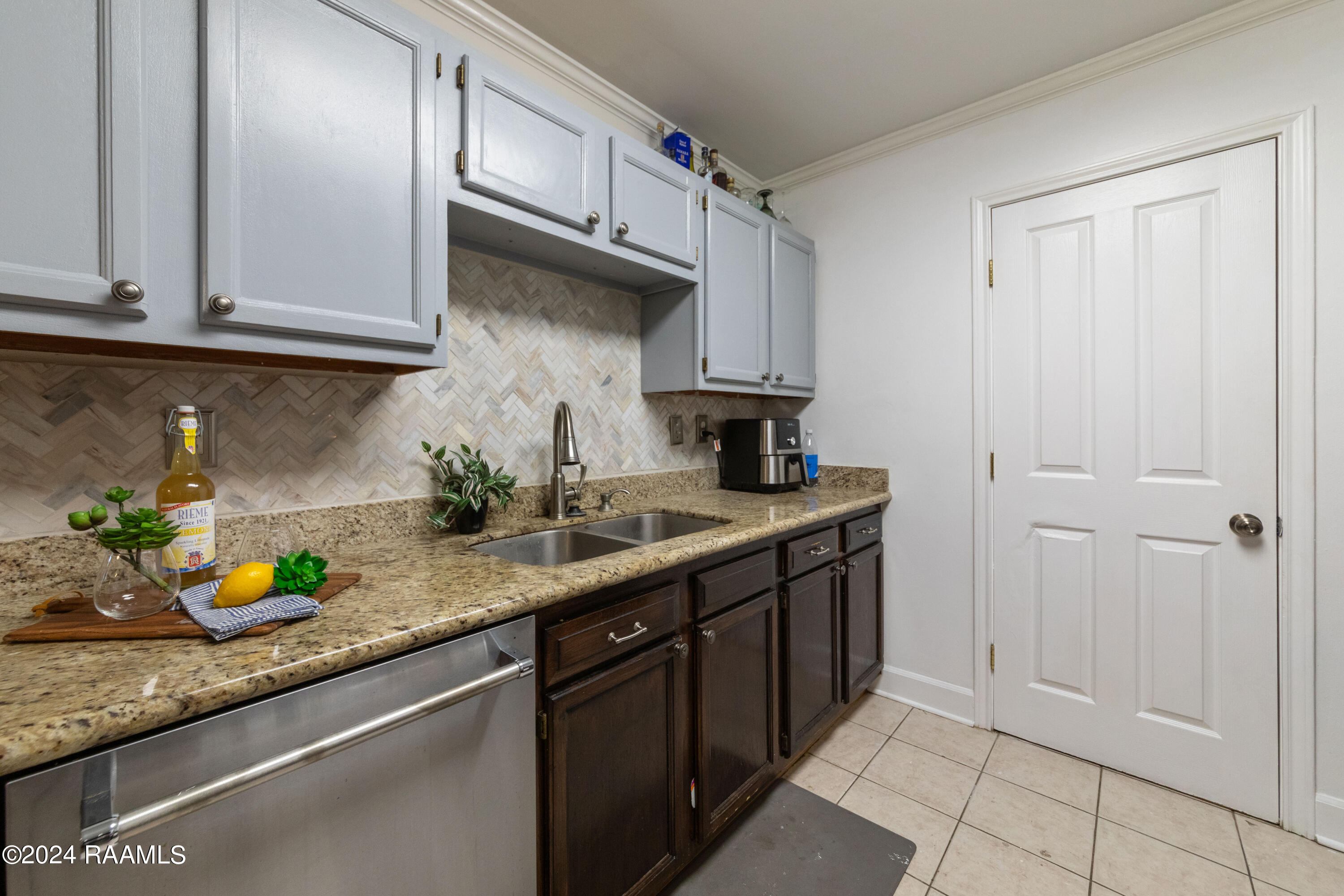 201 Pear Tree Circle