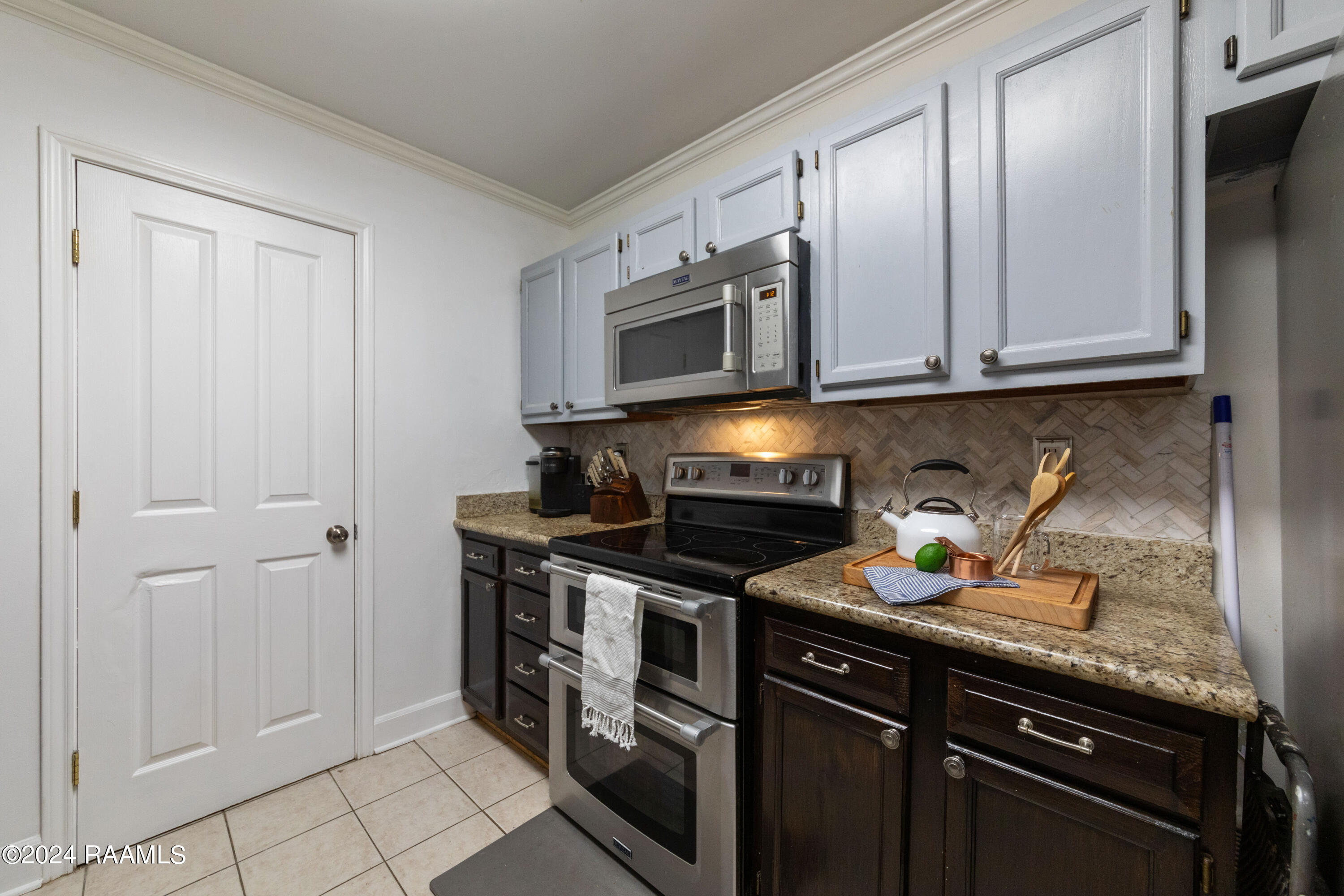 201 Pear Tree Circle