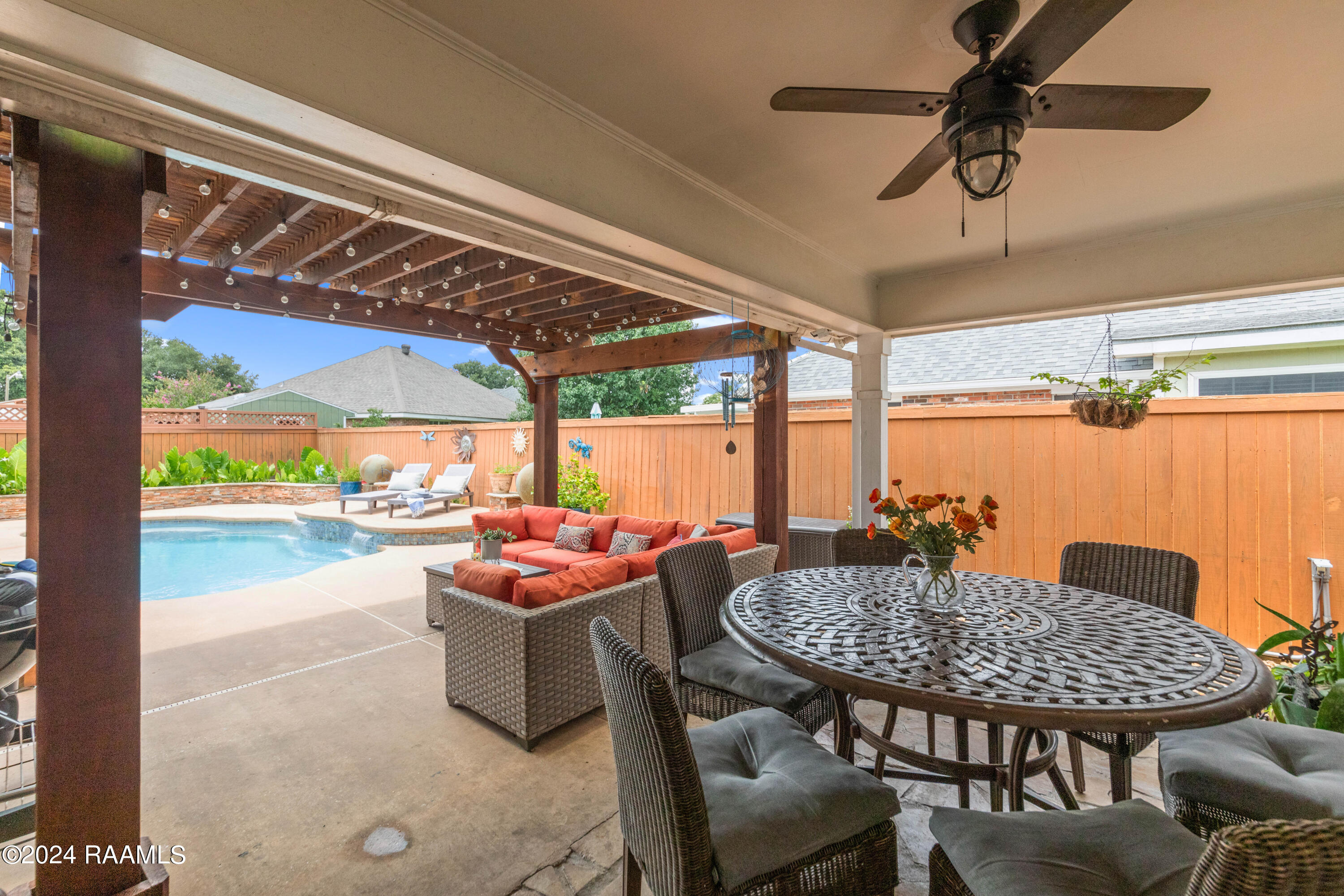 201 Pear Tree Circle