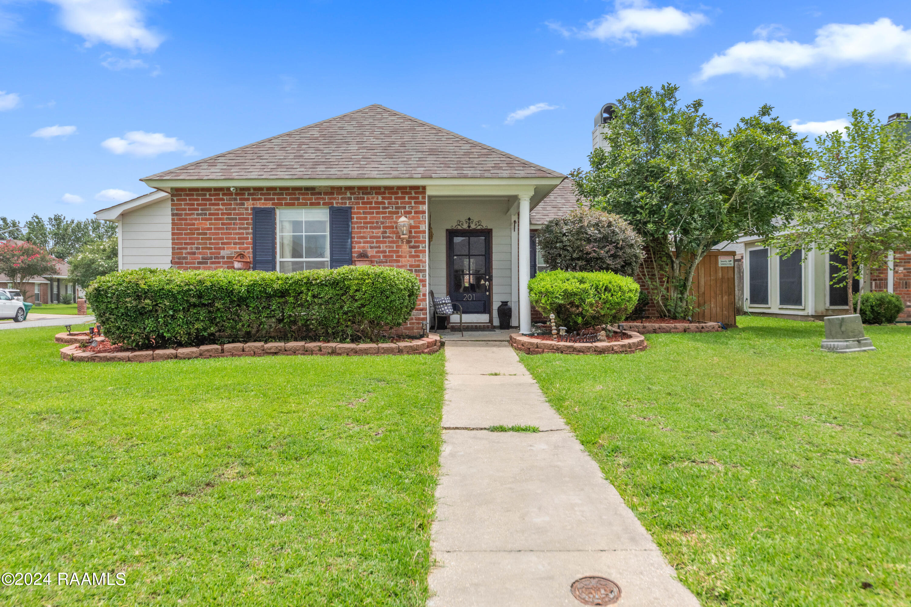 201 Pear Tree Circle