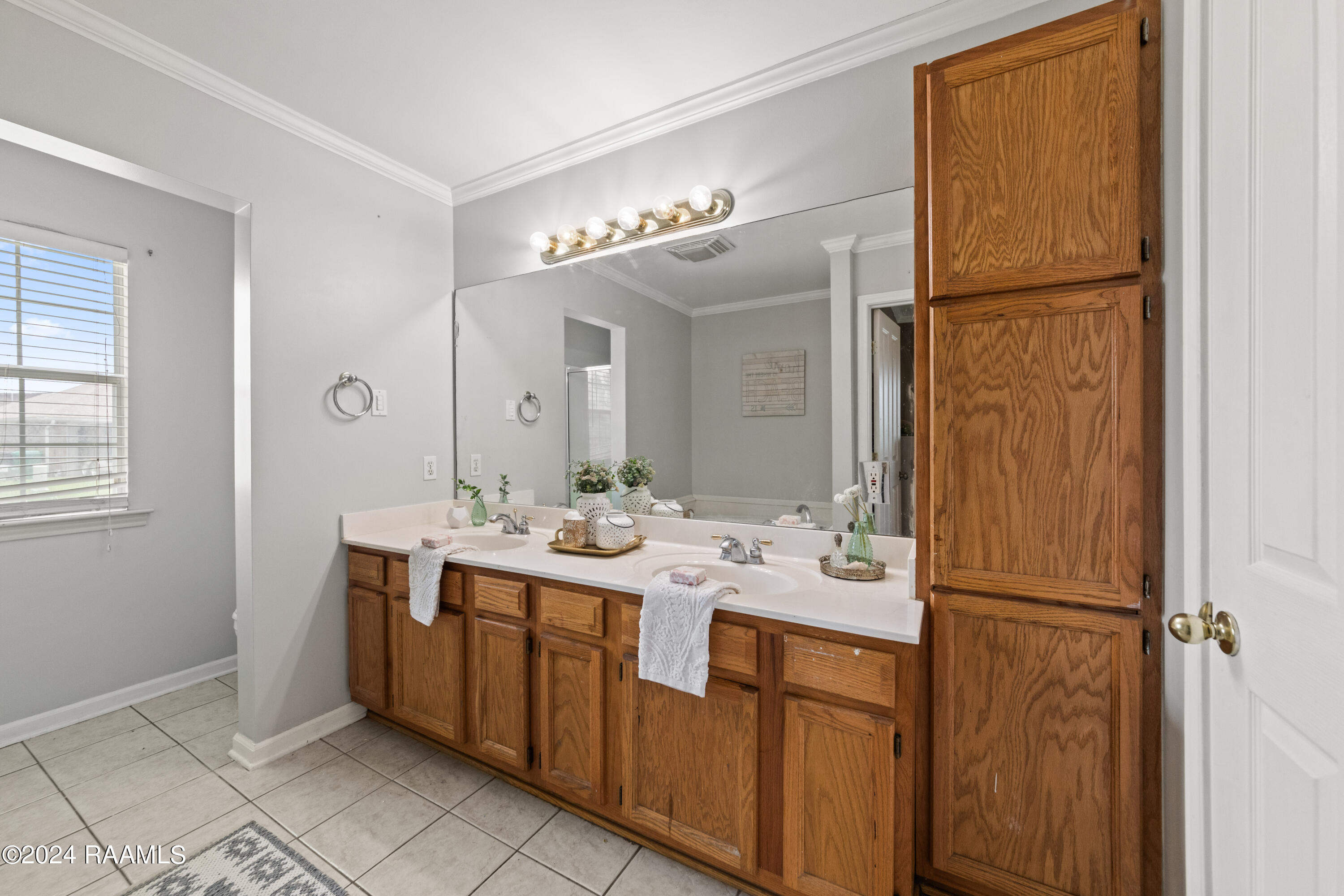 201 Pear Tree Circle