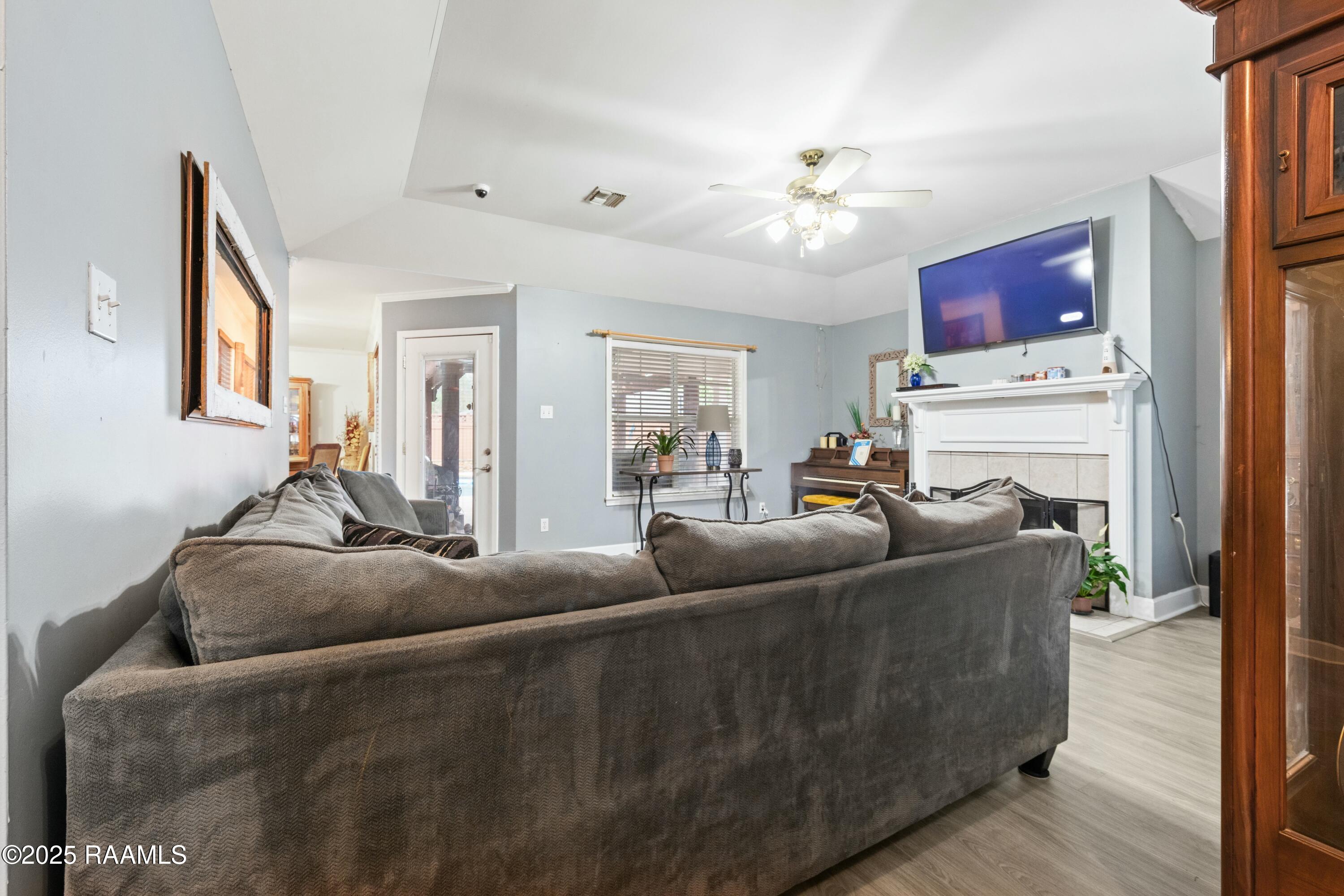 201 Pear Tree Circle