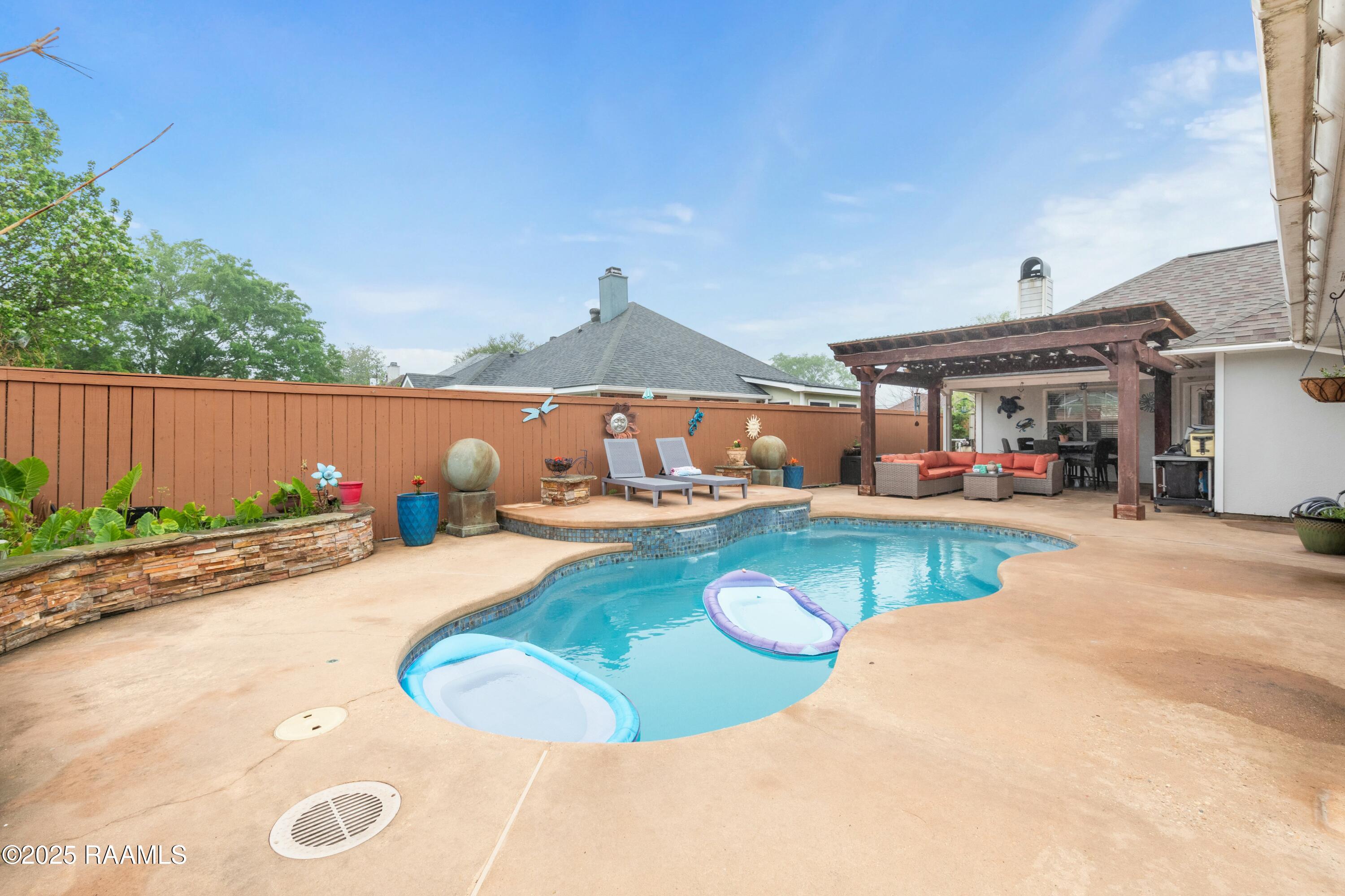 201 Pear Tree Circle