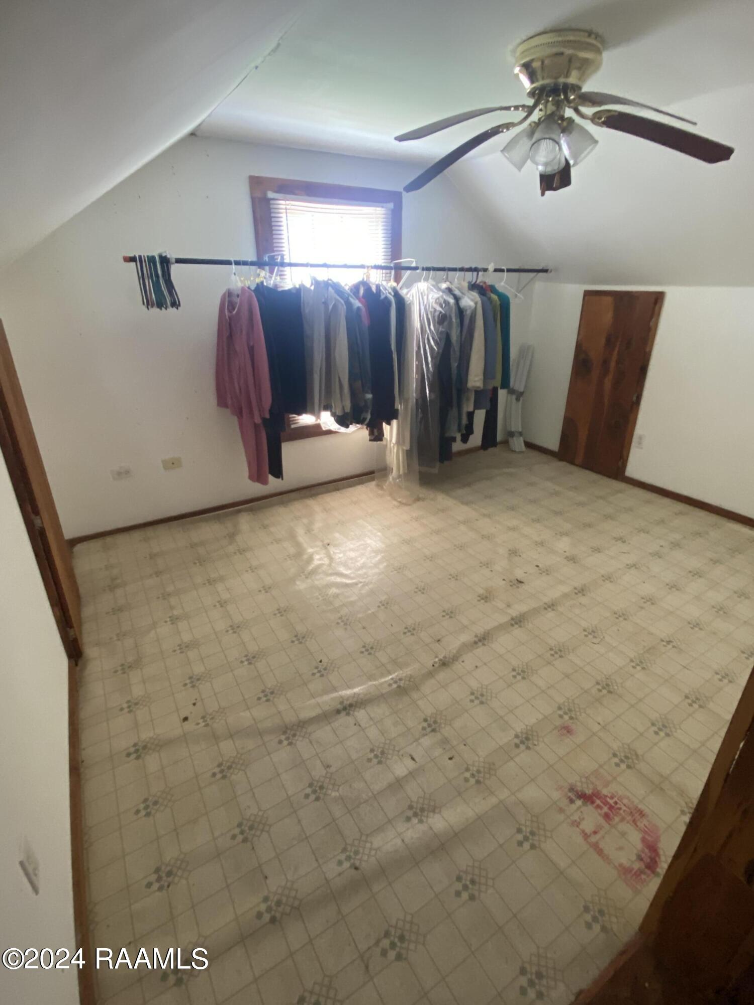 112 W Magnolia Street