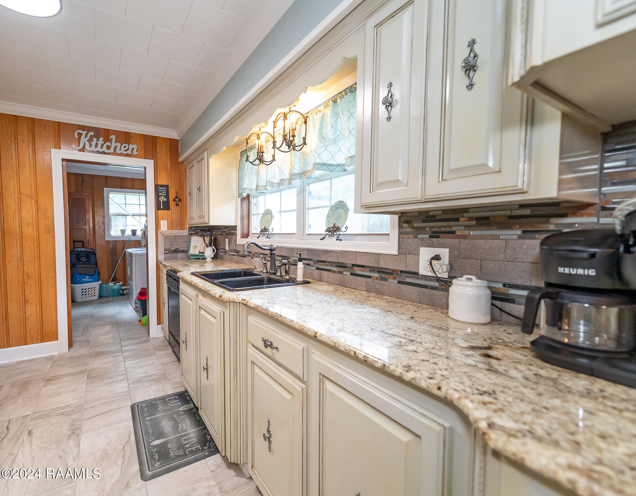4661 St. Landry Highway