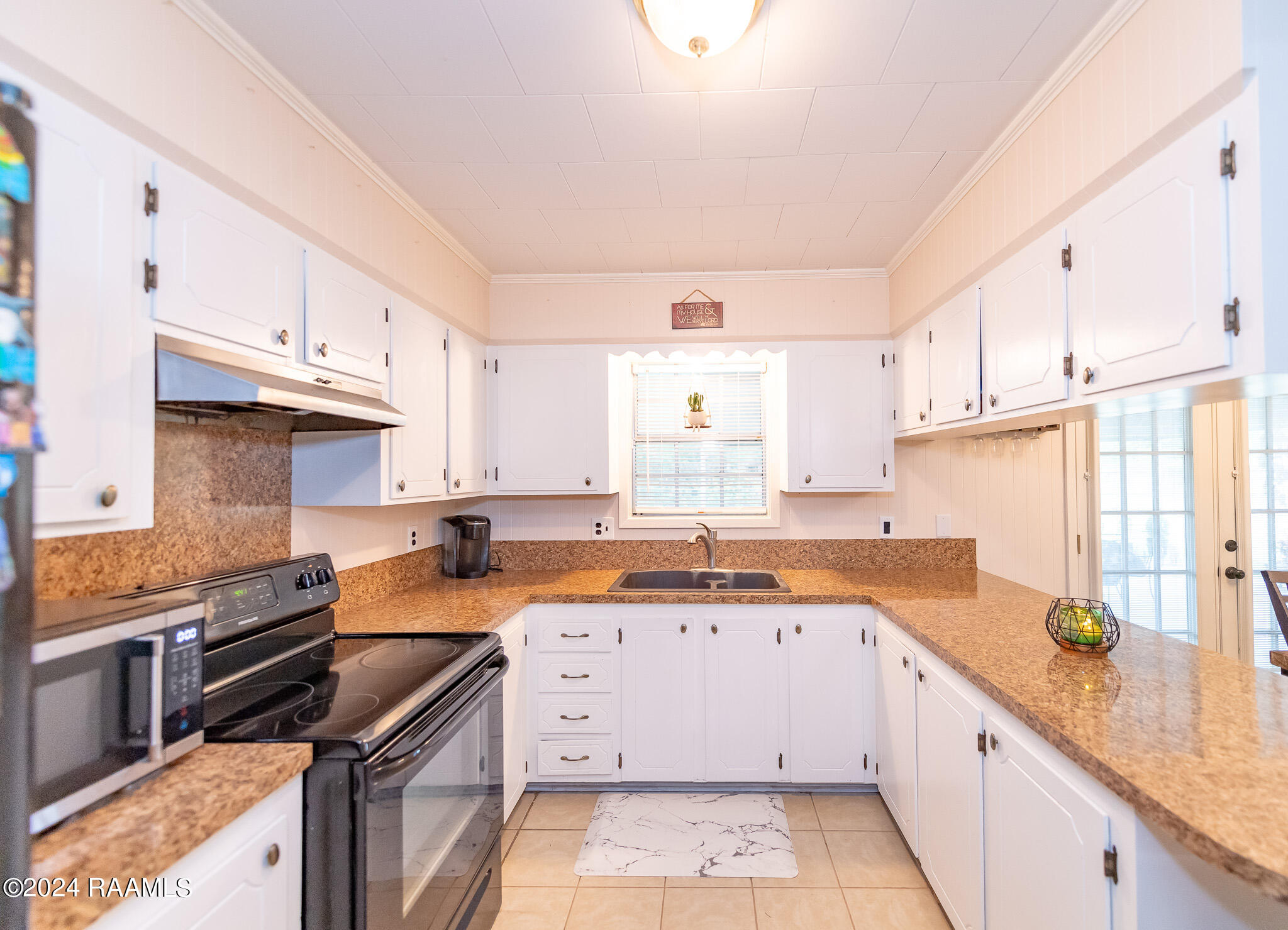 2454 6th Street