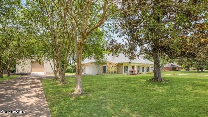 203 Lexington Parkway