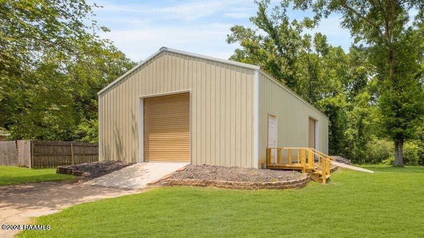 203 Lexington Parkway