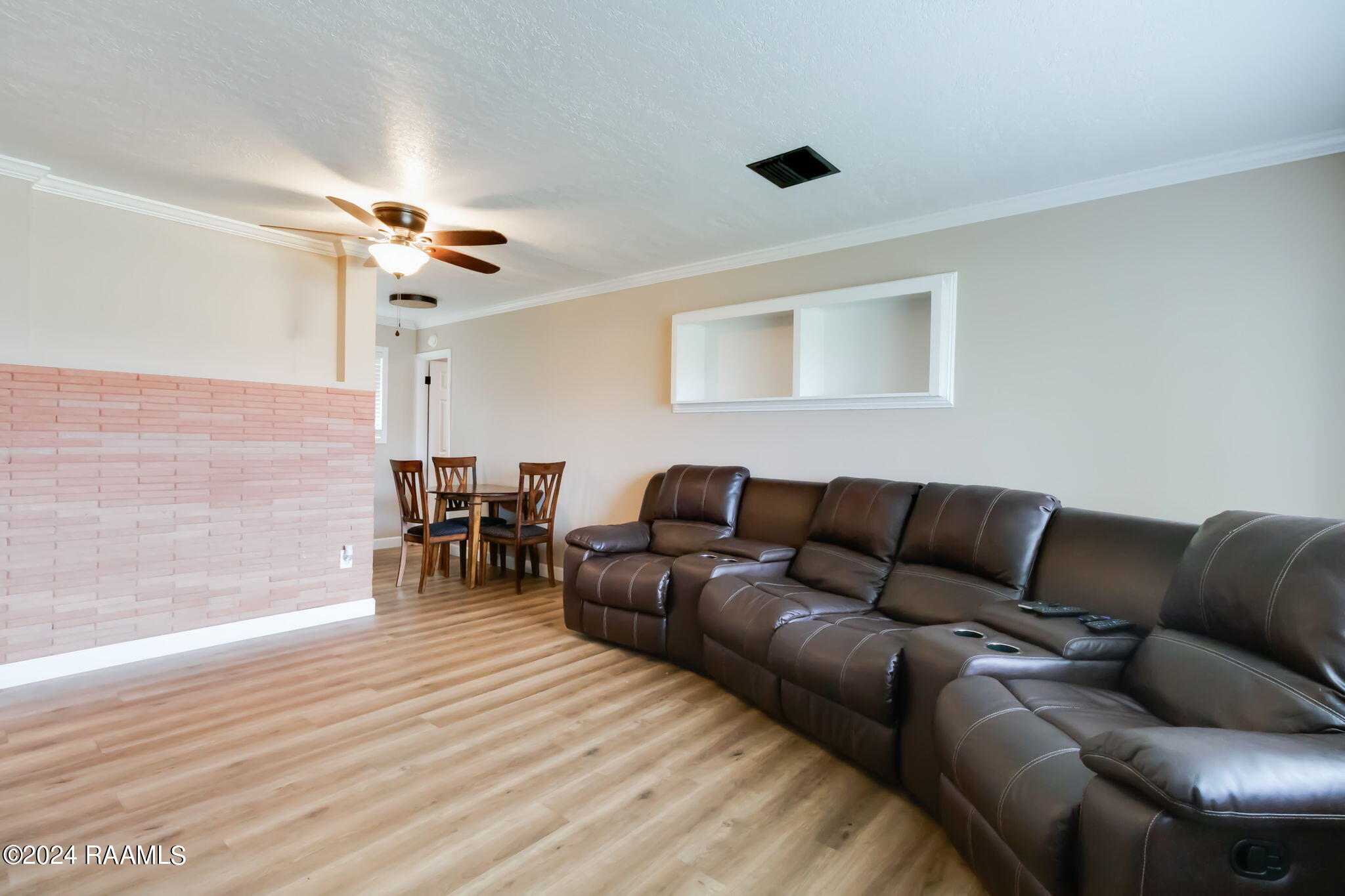 1008 Mary Ann Street