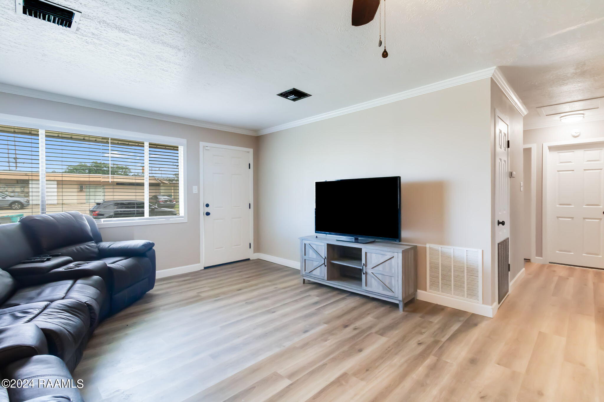 1008 Mary Ann Street