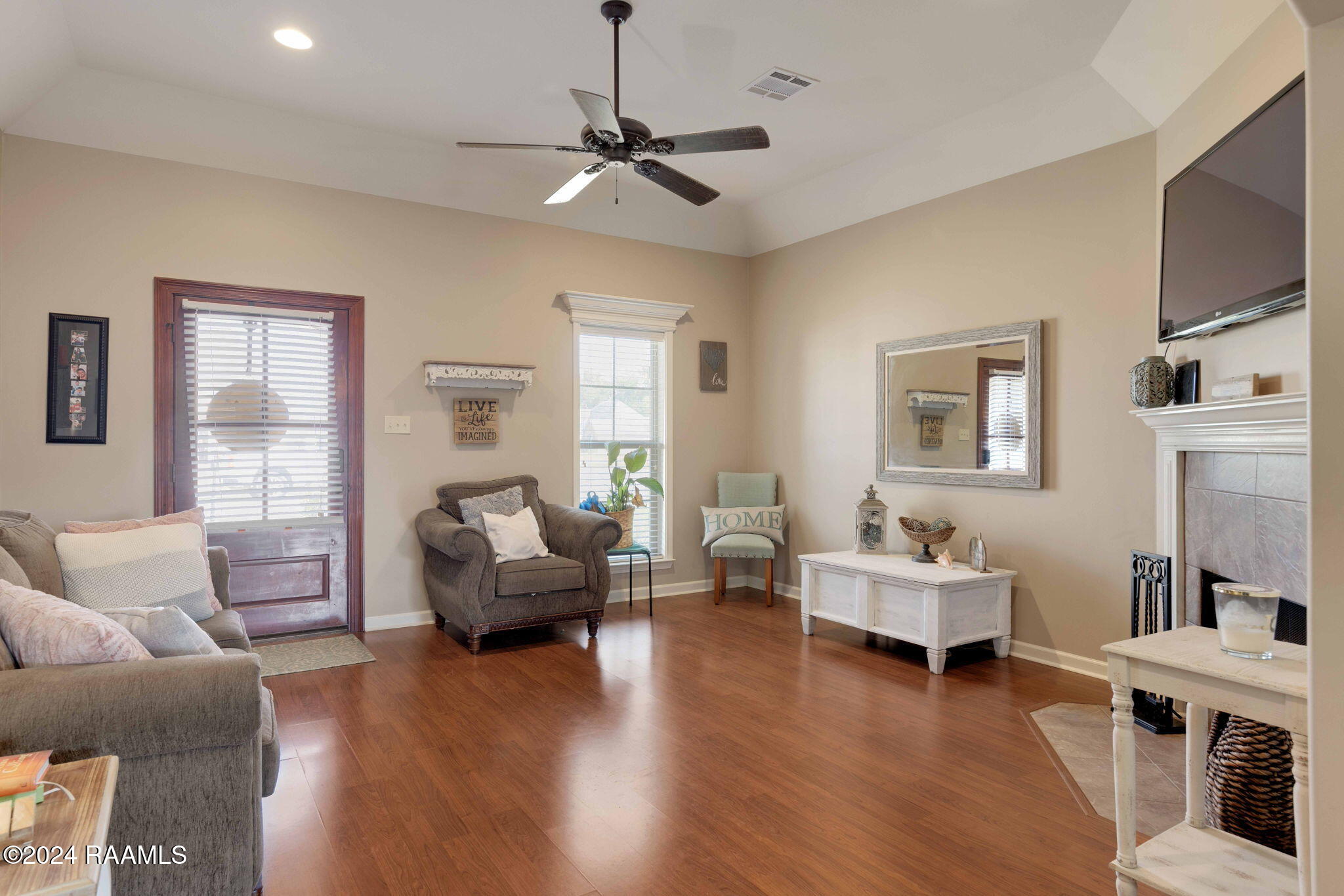101 Seabird Cove