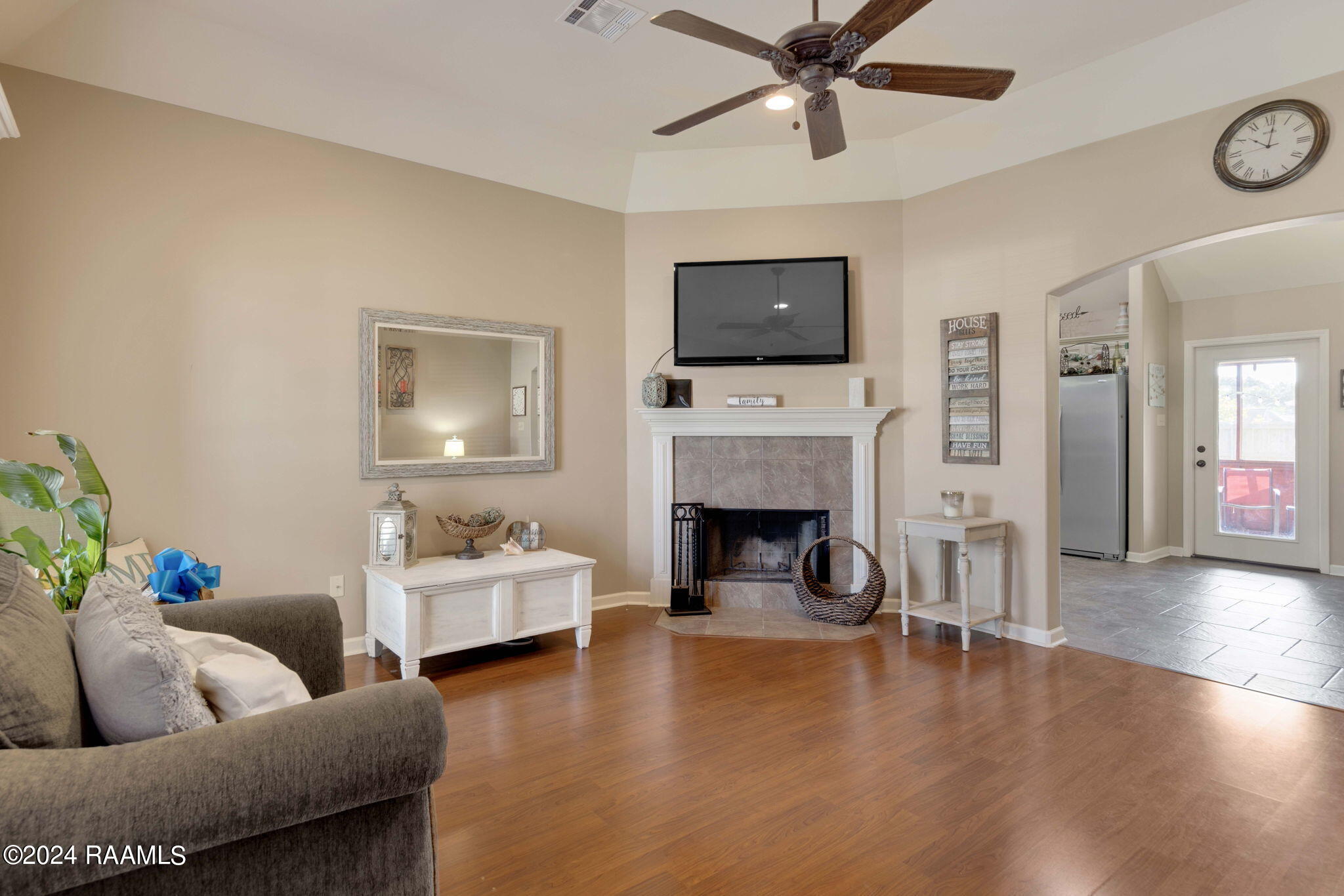 101 Seabird Cove