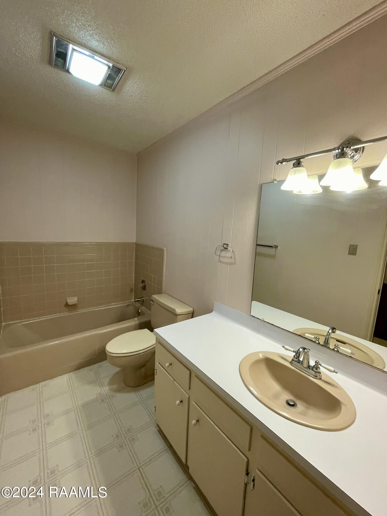 1029 Hashim Drive