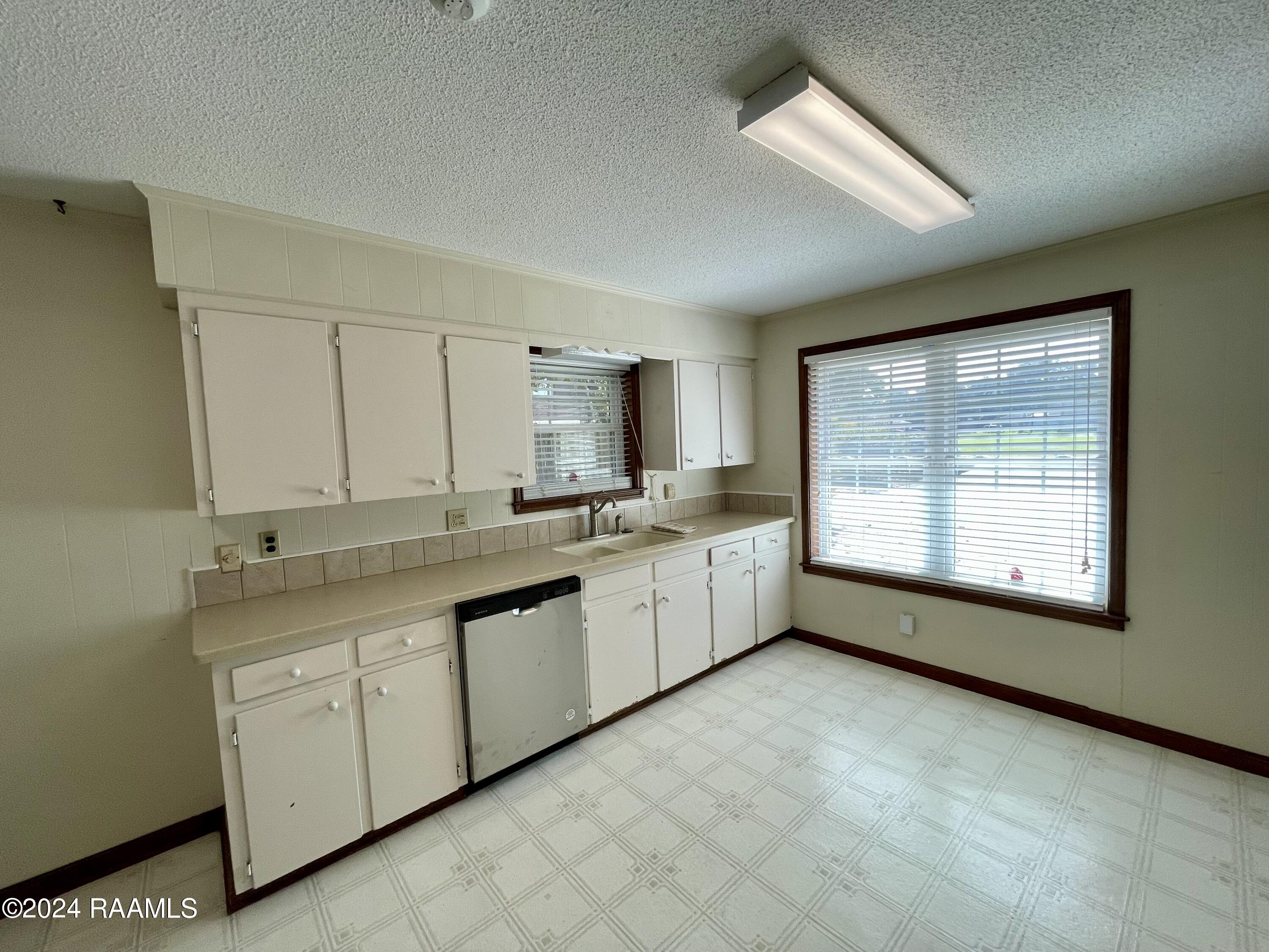 1029 Hashim Drive