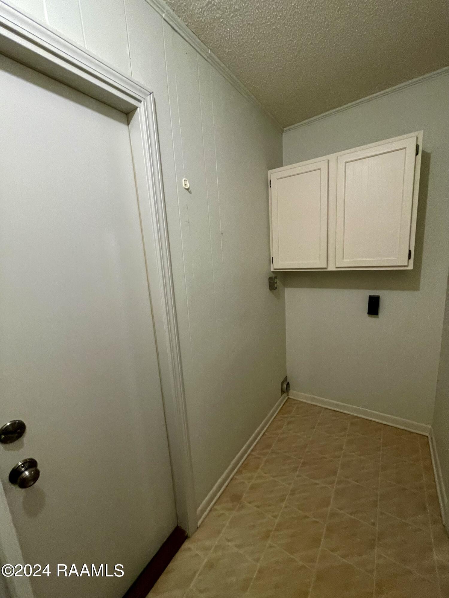 1029 Hashim Drive