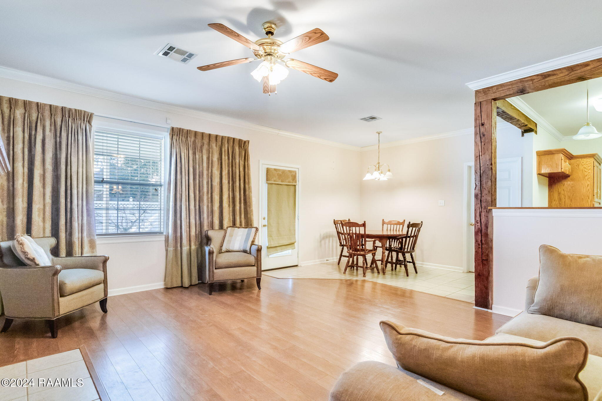 2111 Dustin Morgan Loop