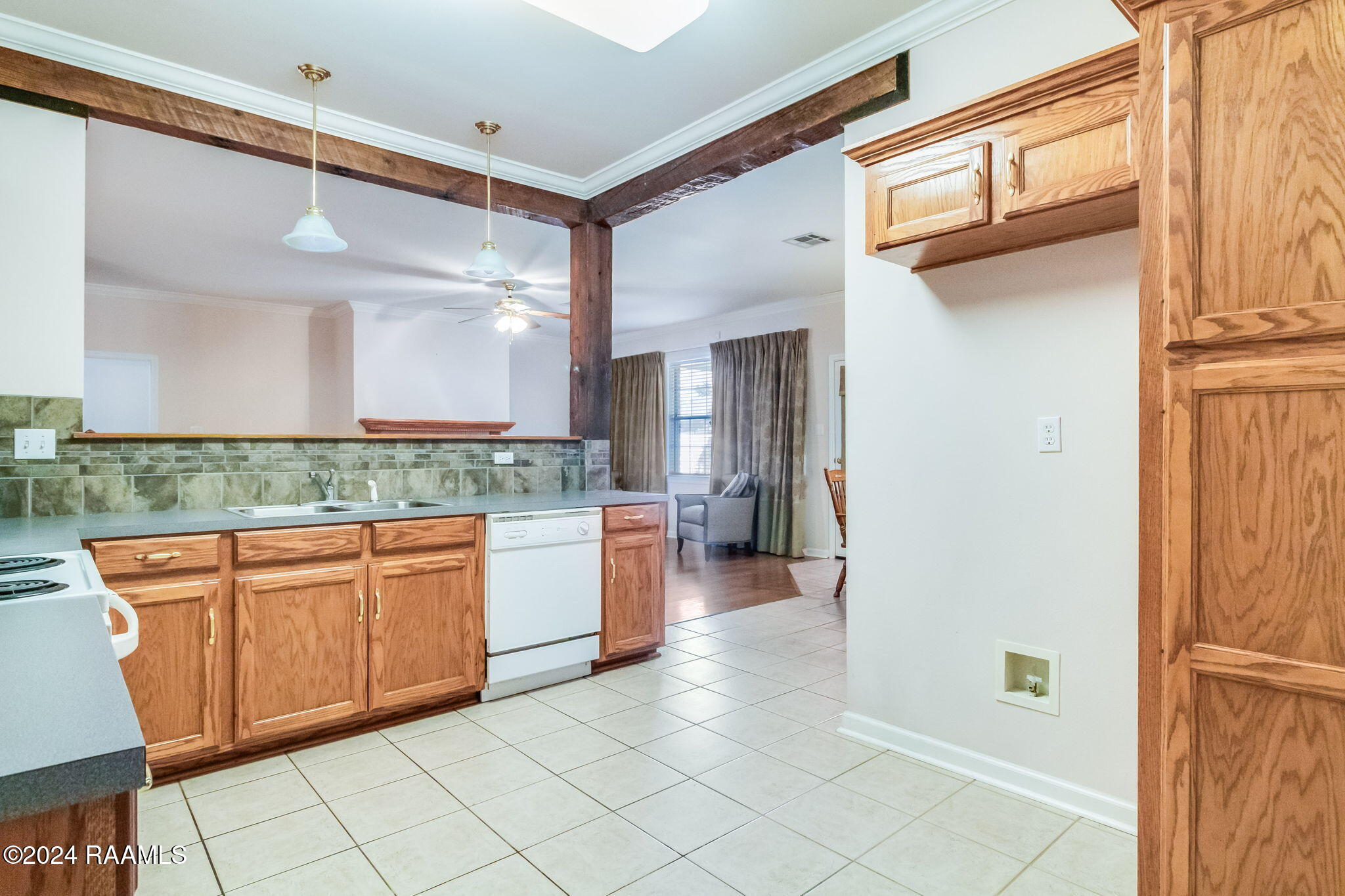 2111 Dustin Morgan Loop