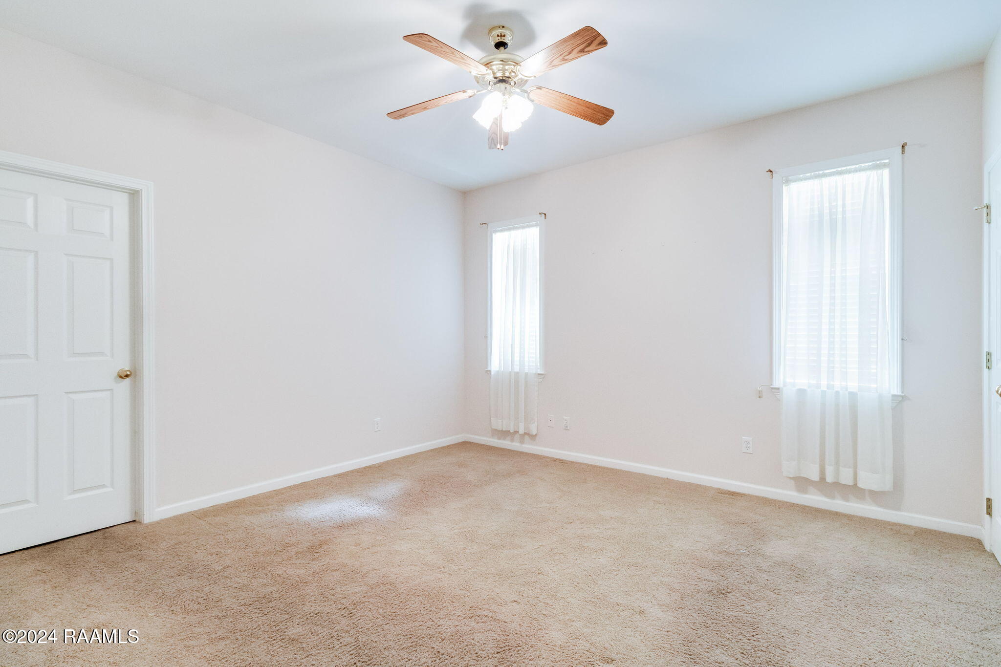 2111 Dustin Morgan Loop