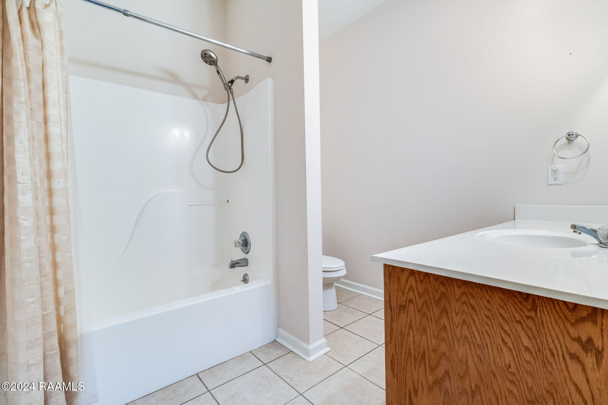 2111 Dustin Morgan Loop