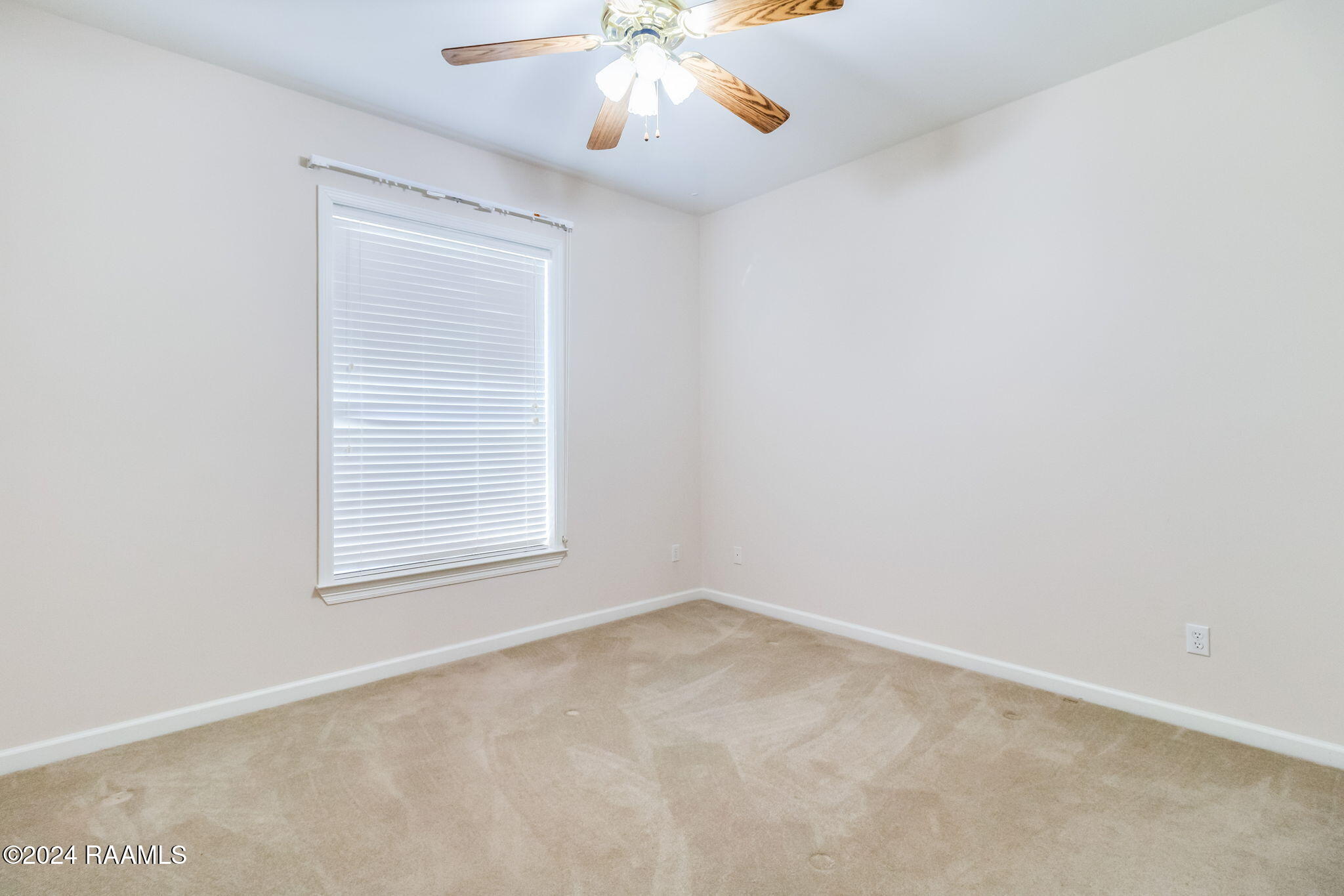 2111 Dustin Morgan Loop