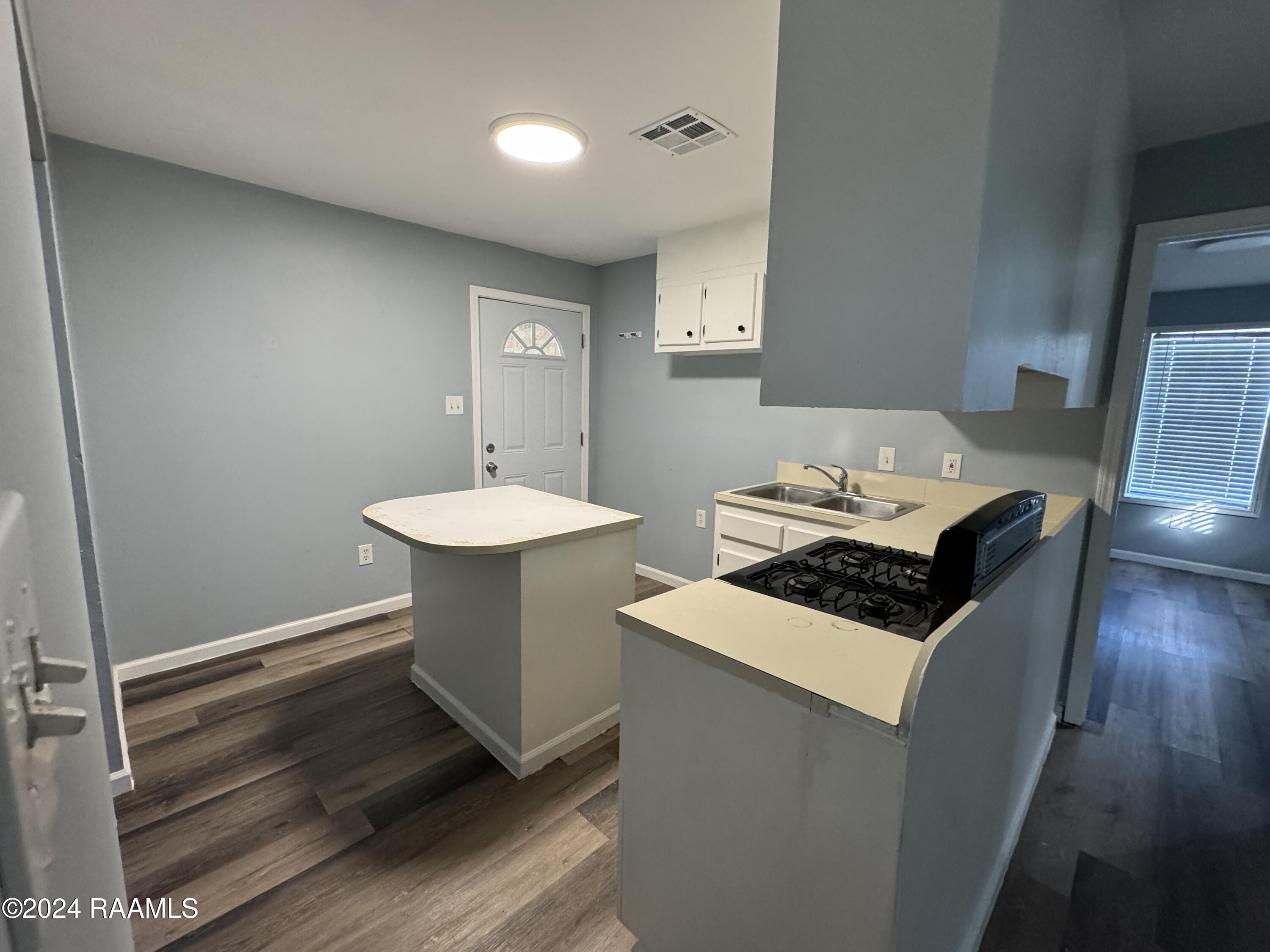 588 Avenue A